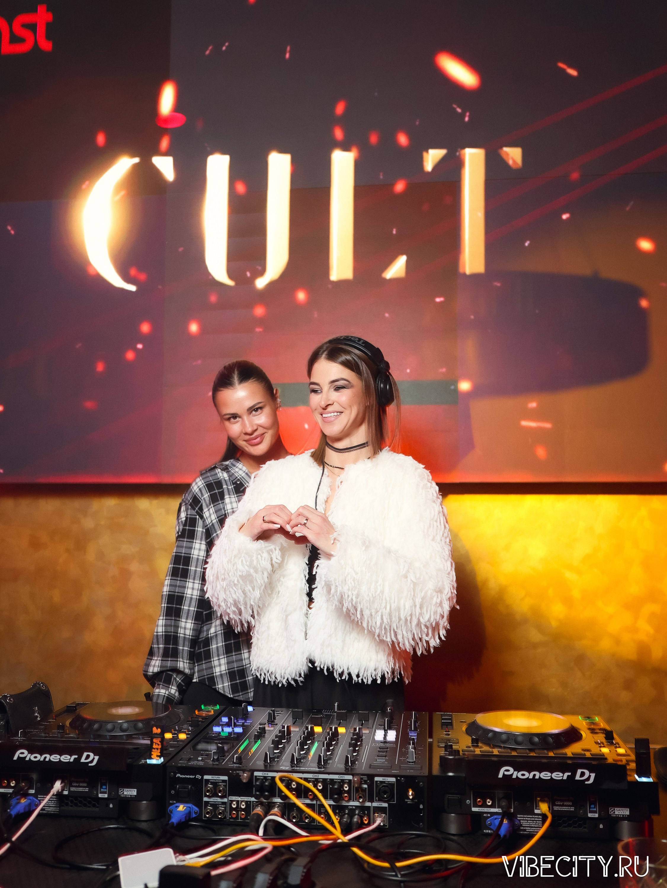 CULT MASQUERADE X GRAND PALACE. VIBECITY.RU Вайб Сити Ру Фоторепортажи Фотоотчеты Калининград