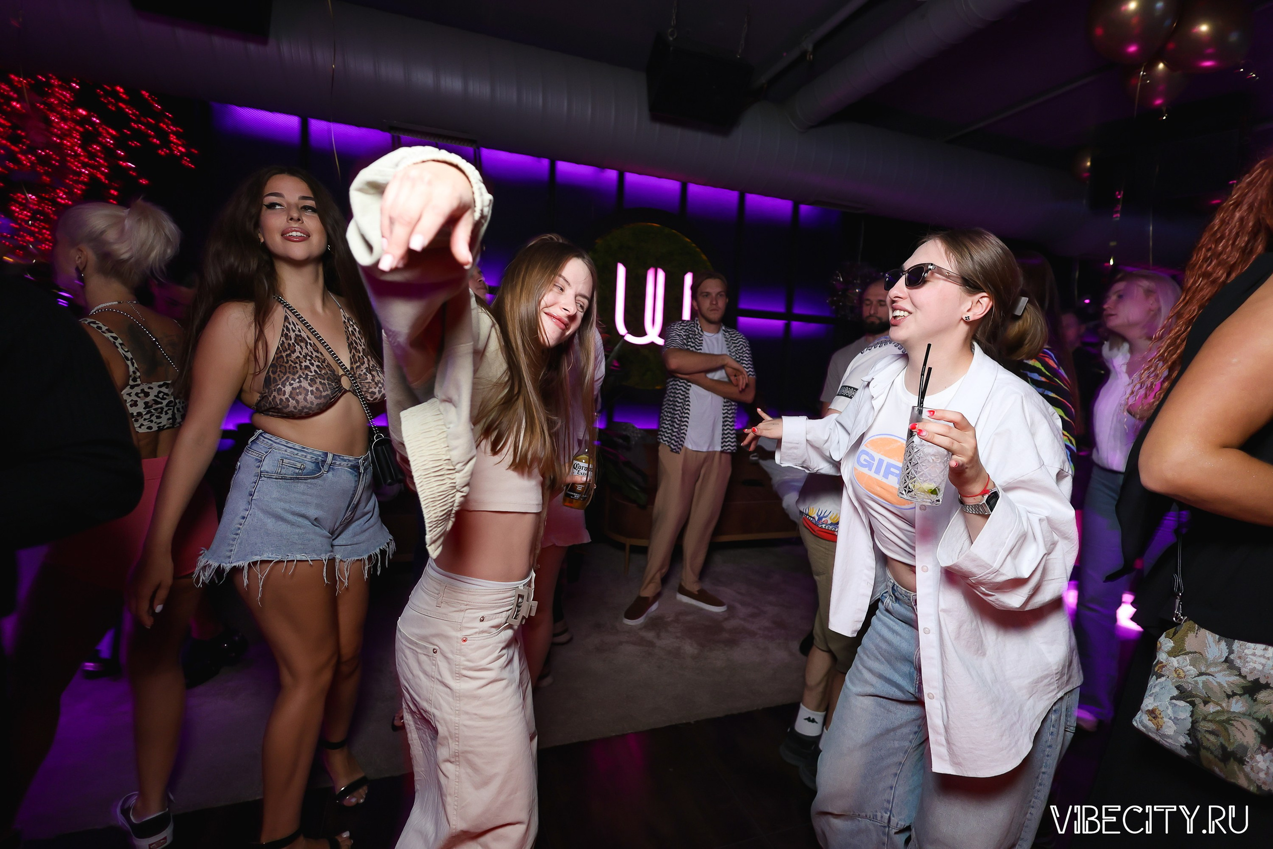 DOUBLE U. VIBECITY.RU Вайб Сити Ру Фоторепортажи Фотоотчеты Калининград