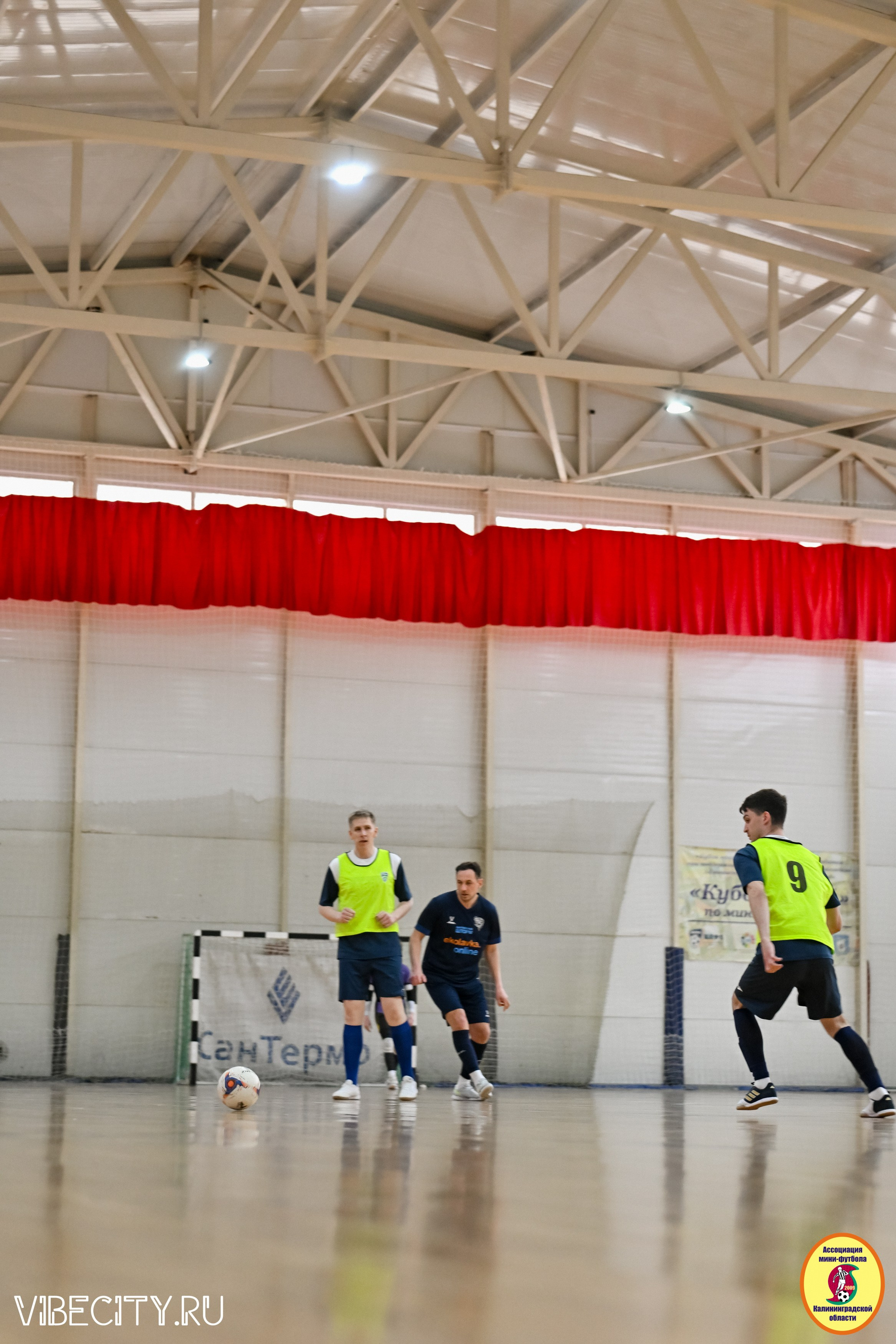 8 тур Корпоративной Бизнес-Лиги по футзалу. VIBECITY.RU Вайб Сити Ру Фоторепортажи Фотоотчеты Калининград