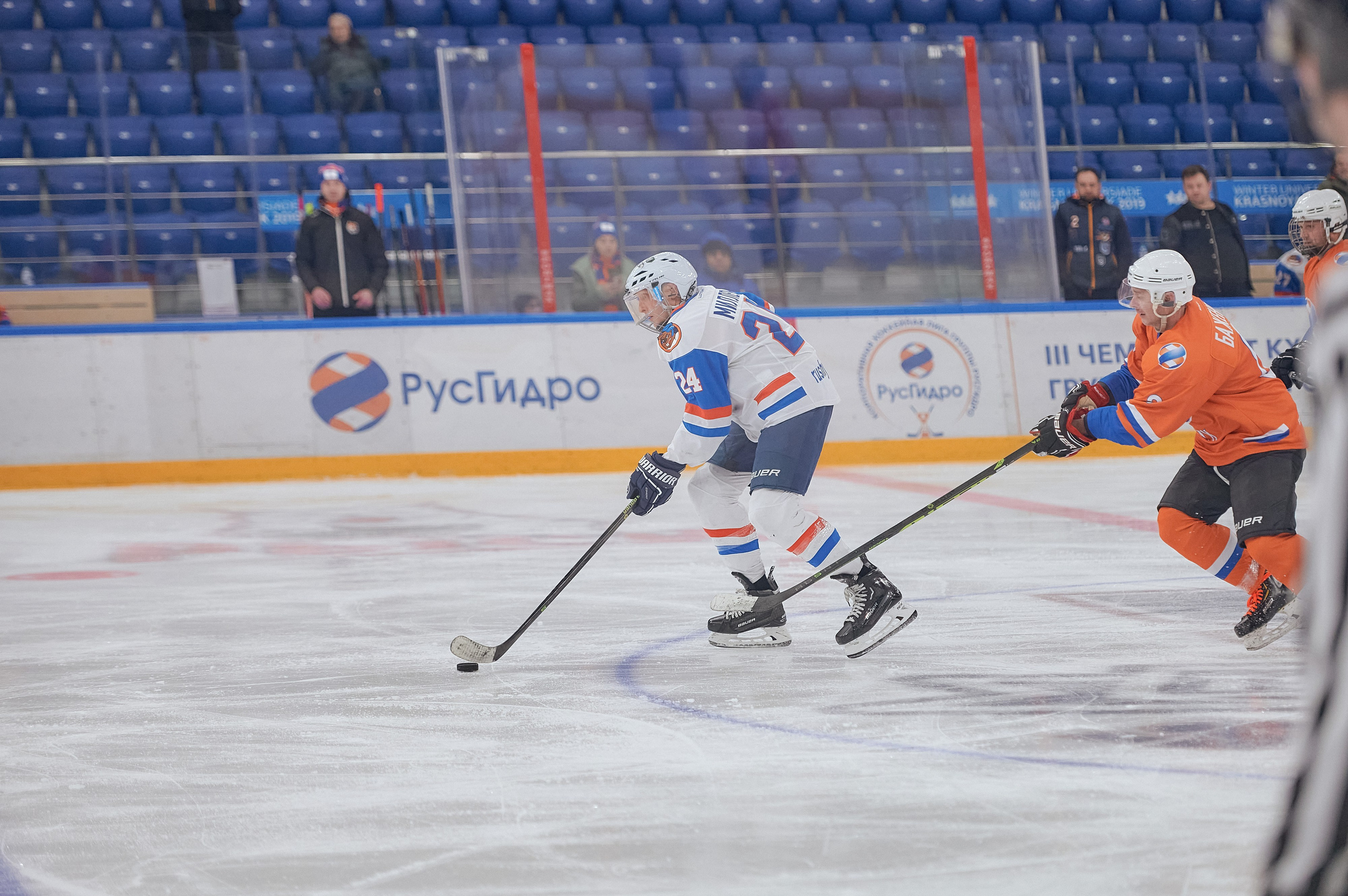 Портфолио репортажной фотосъёмки: Кристалл арена — Хоккей — РусГидро. Фотограф Яковлев Роман — Красноярск