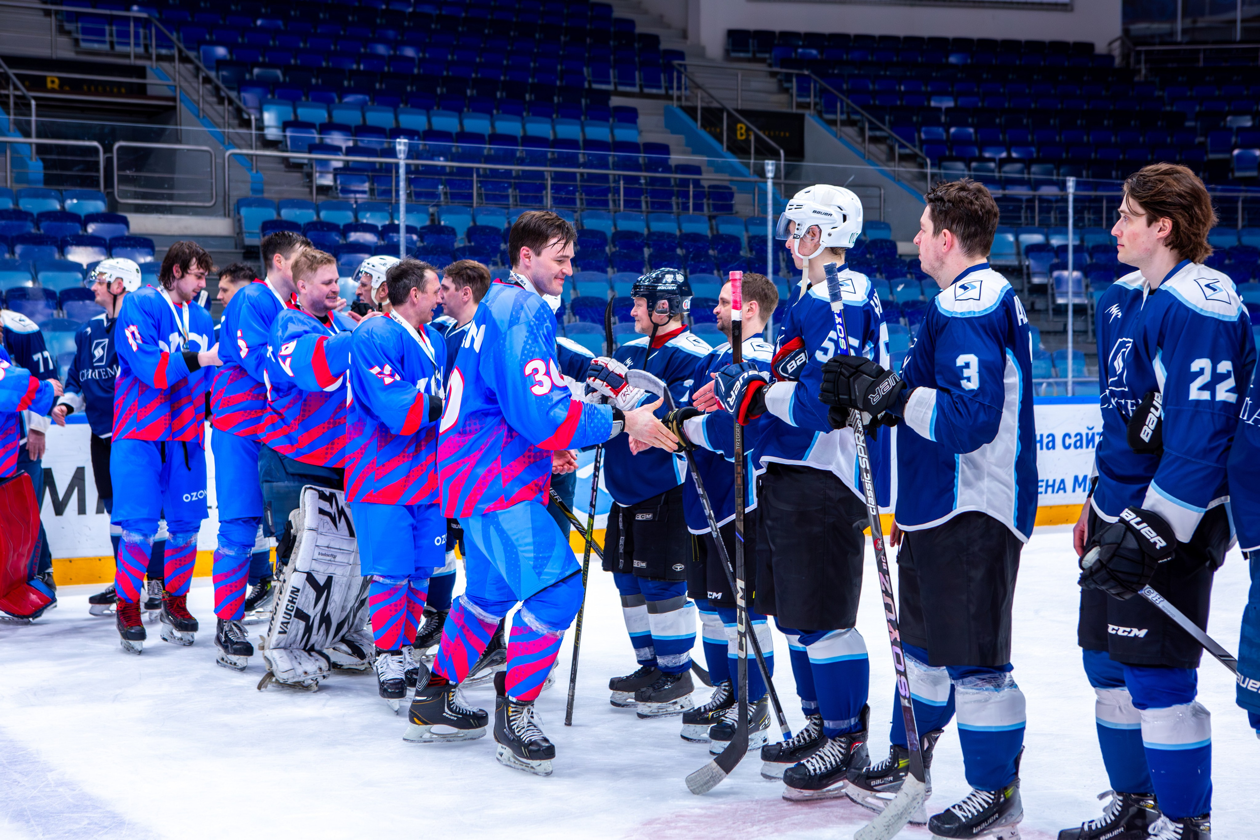 Чемпионат по хоккею. Репортажный, семейный, свадебный, портретный фотограф