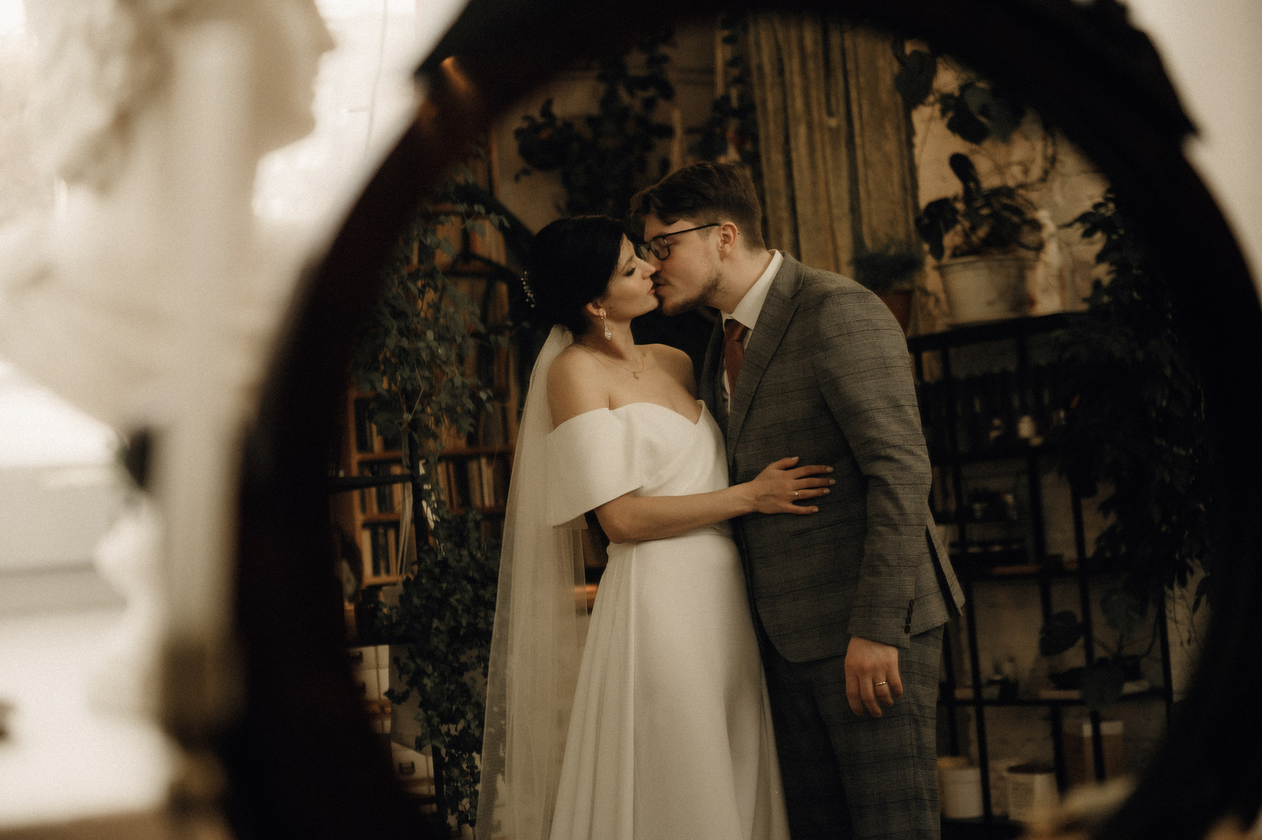 Свадебные фотографии. Фотограф в Барнауле Дарья Бутурлакина. Люби.Цени.Касайся