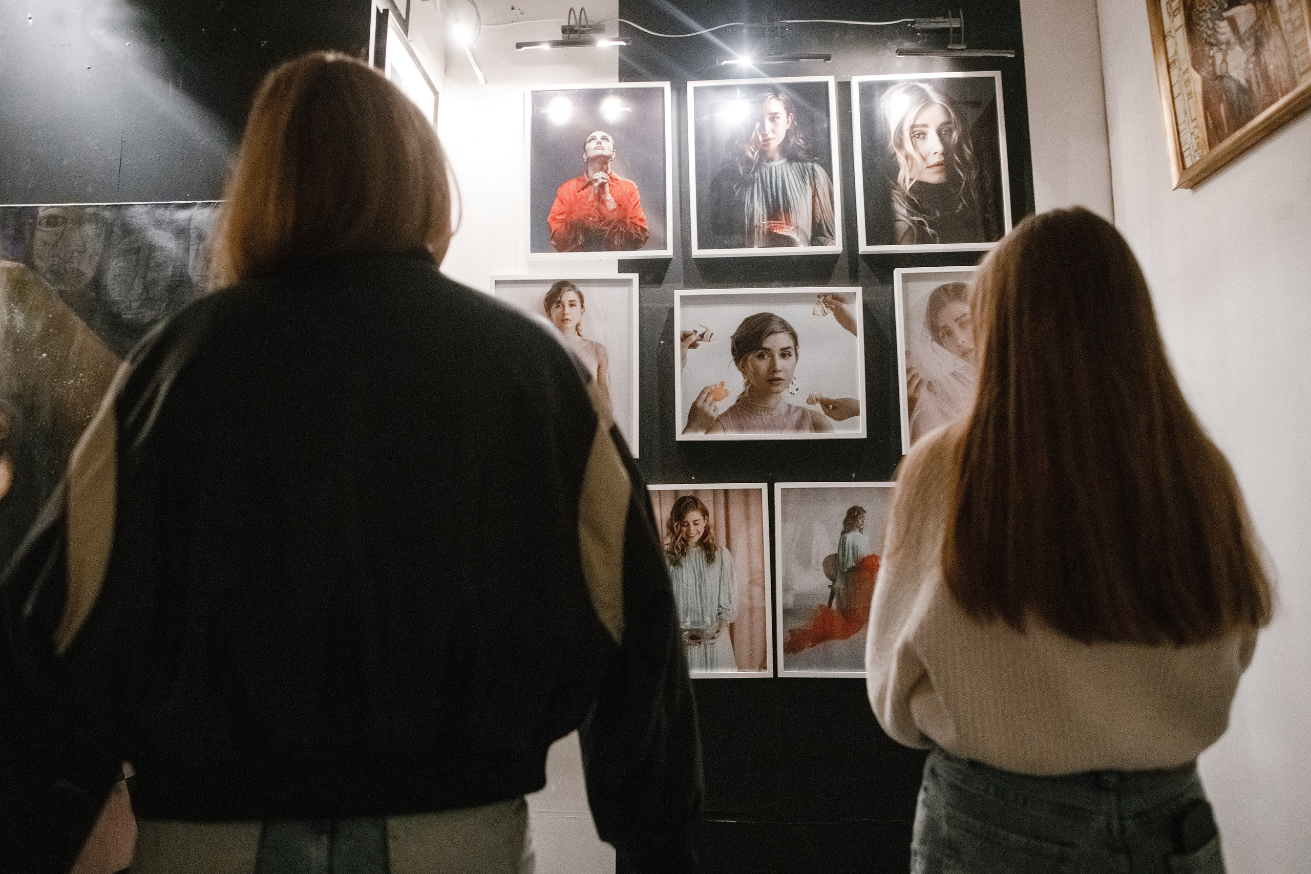 26.04.2023 // Мастер-класс Кати Монич. Фотовыставки serebro.gallery, в которых автором можешь стать ты! | Москва