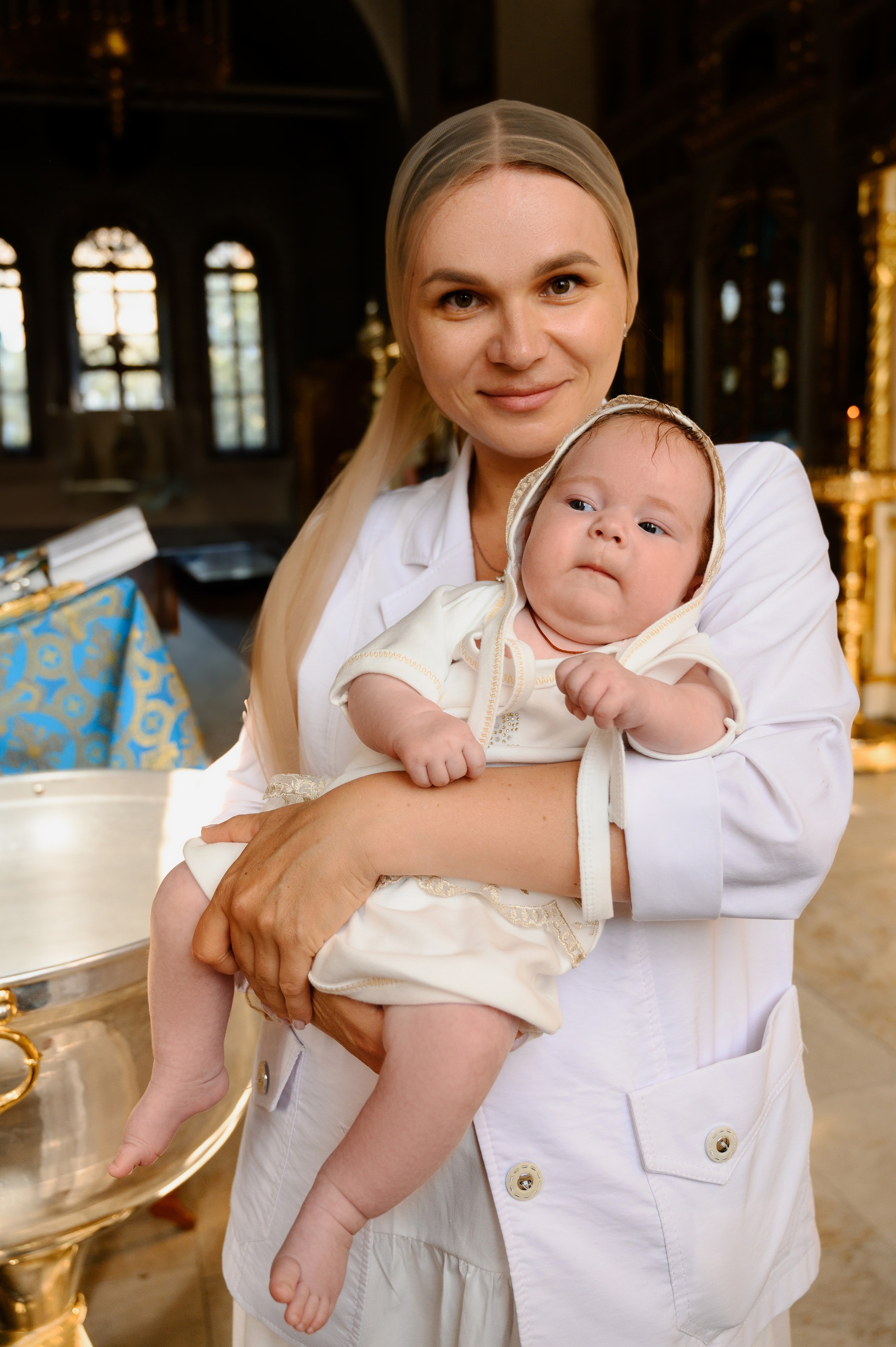 Церковь Рождества Христова на Средней Рогатке. Крещение Златы. Фотограф на роды СПБ Юлия Герасимова