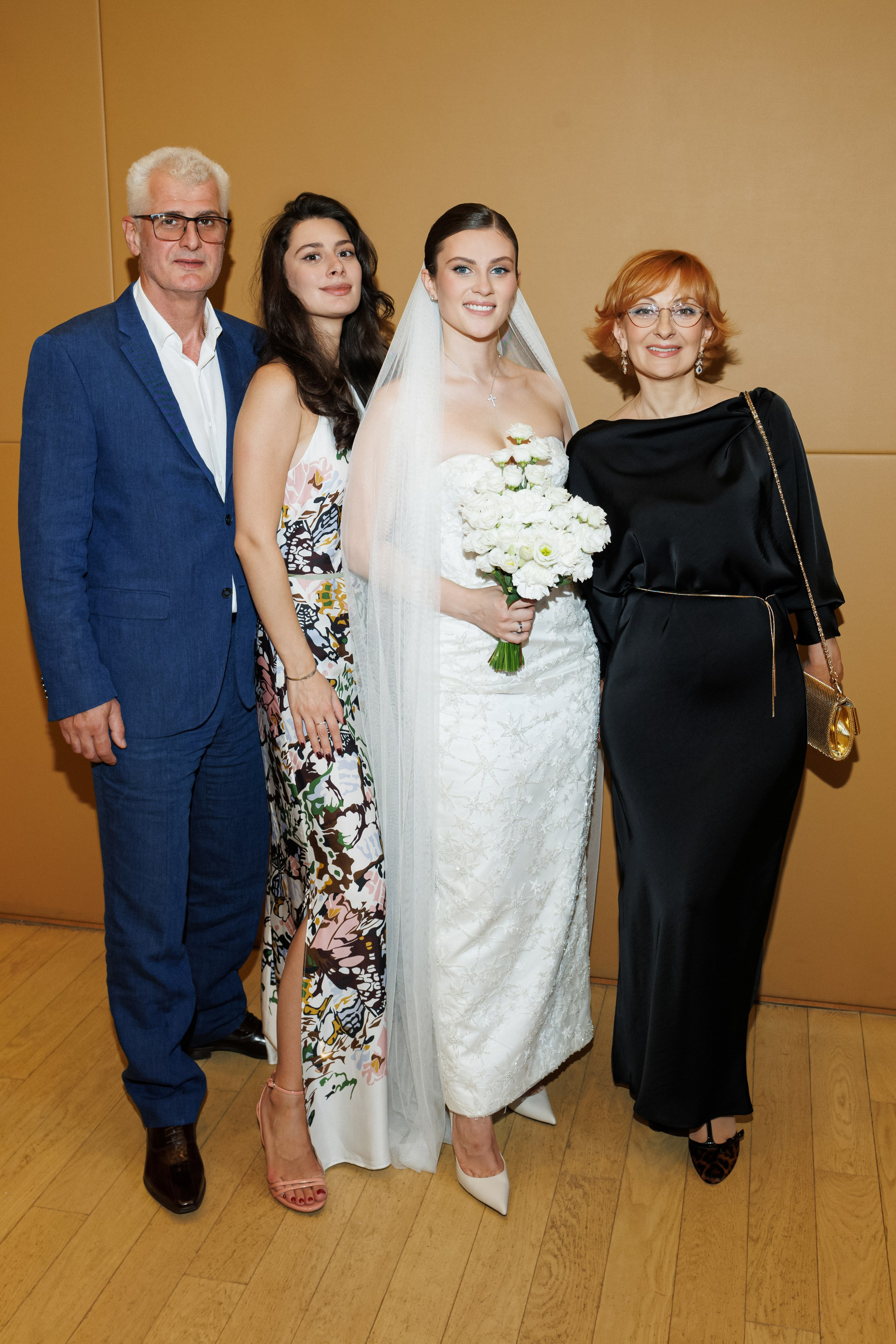 Петя & Каролина. RETOUCH-HOUSE