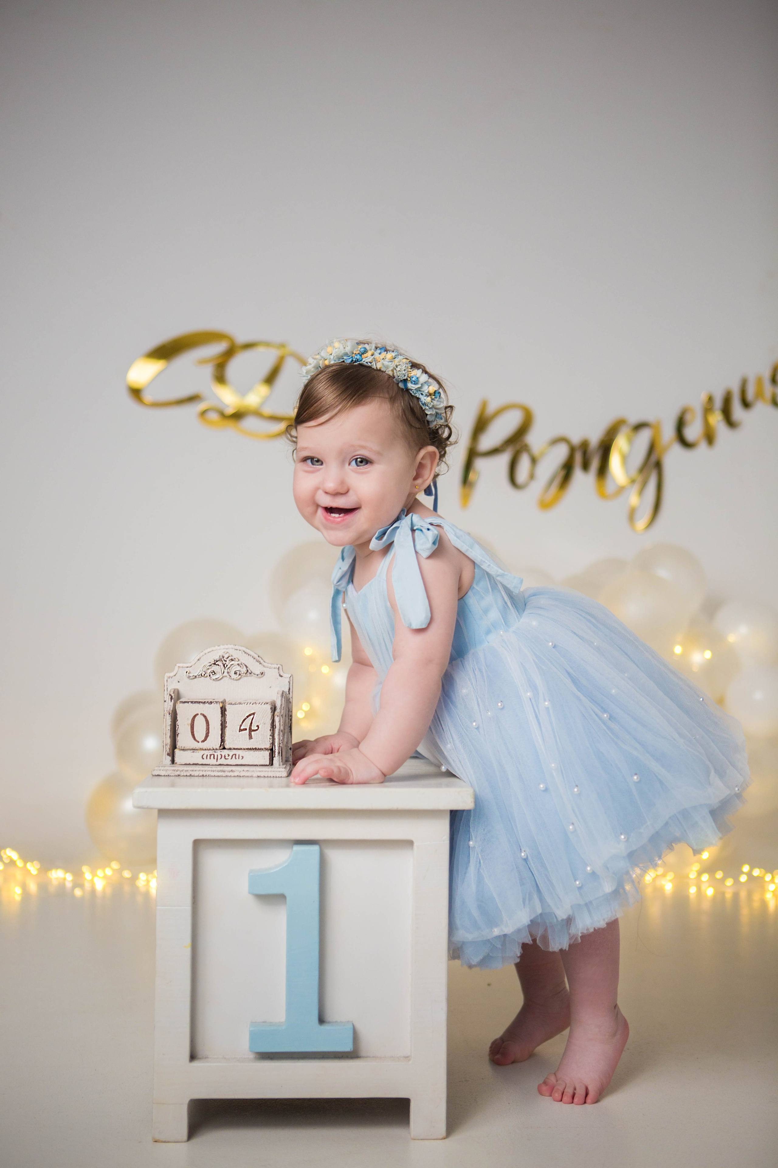 Даша, 1 год. Фотостудия «Антураж». Свадебный семейный и детский фотограф в Краснодаре Карина Федоровская
