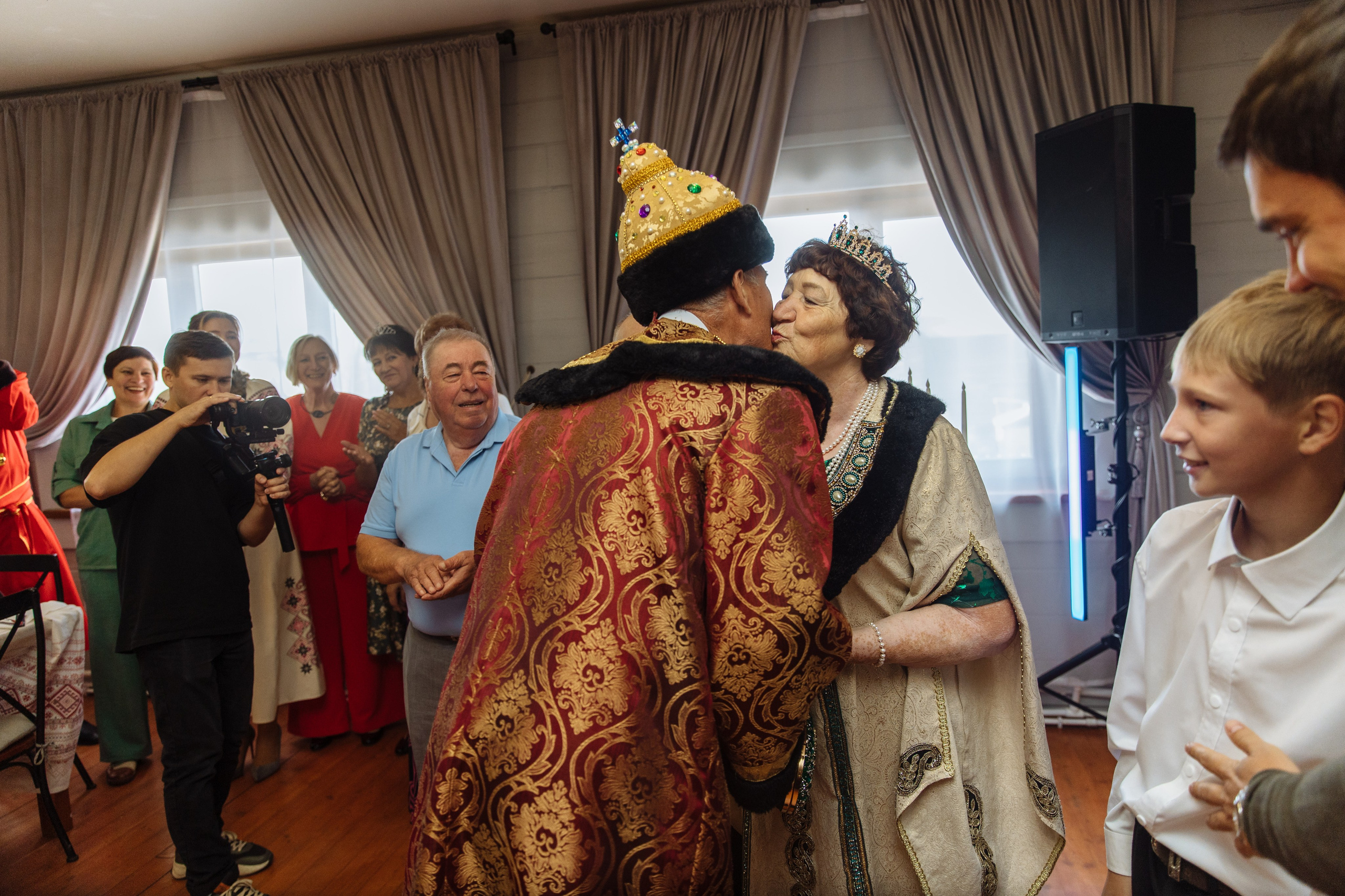 «Иван Васильевич меняет профессию» Юбилей. Свадебный и семейный фотограф в Улан-Удэ