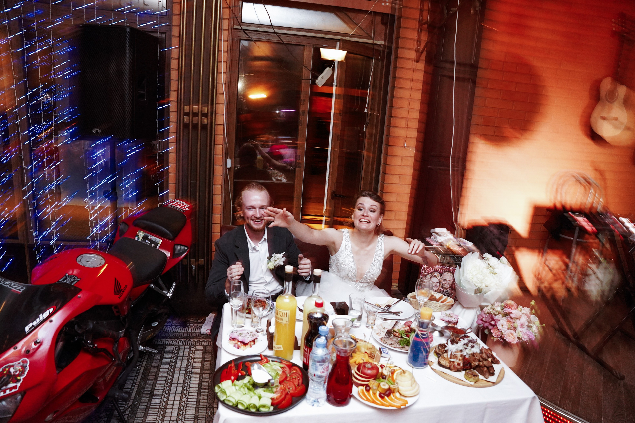 Свадебная туса. ОЧЕНЬ ПЛОХОЙ ФОТОГРАФ