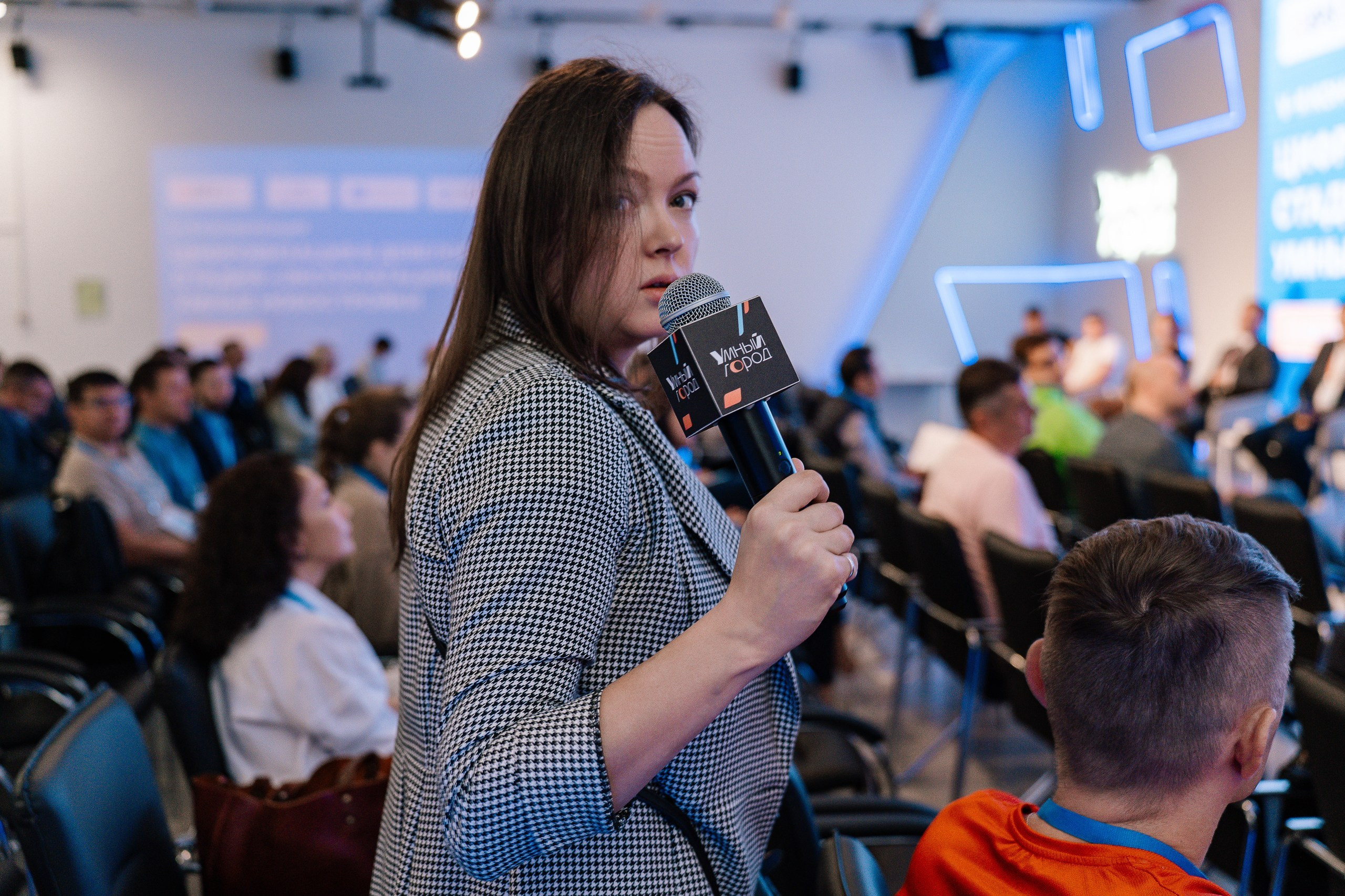 Репортажной фотосъемки на конференции на ВДНХ павильон Умный город