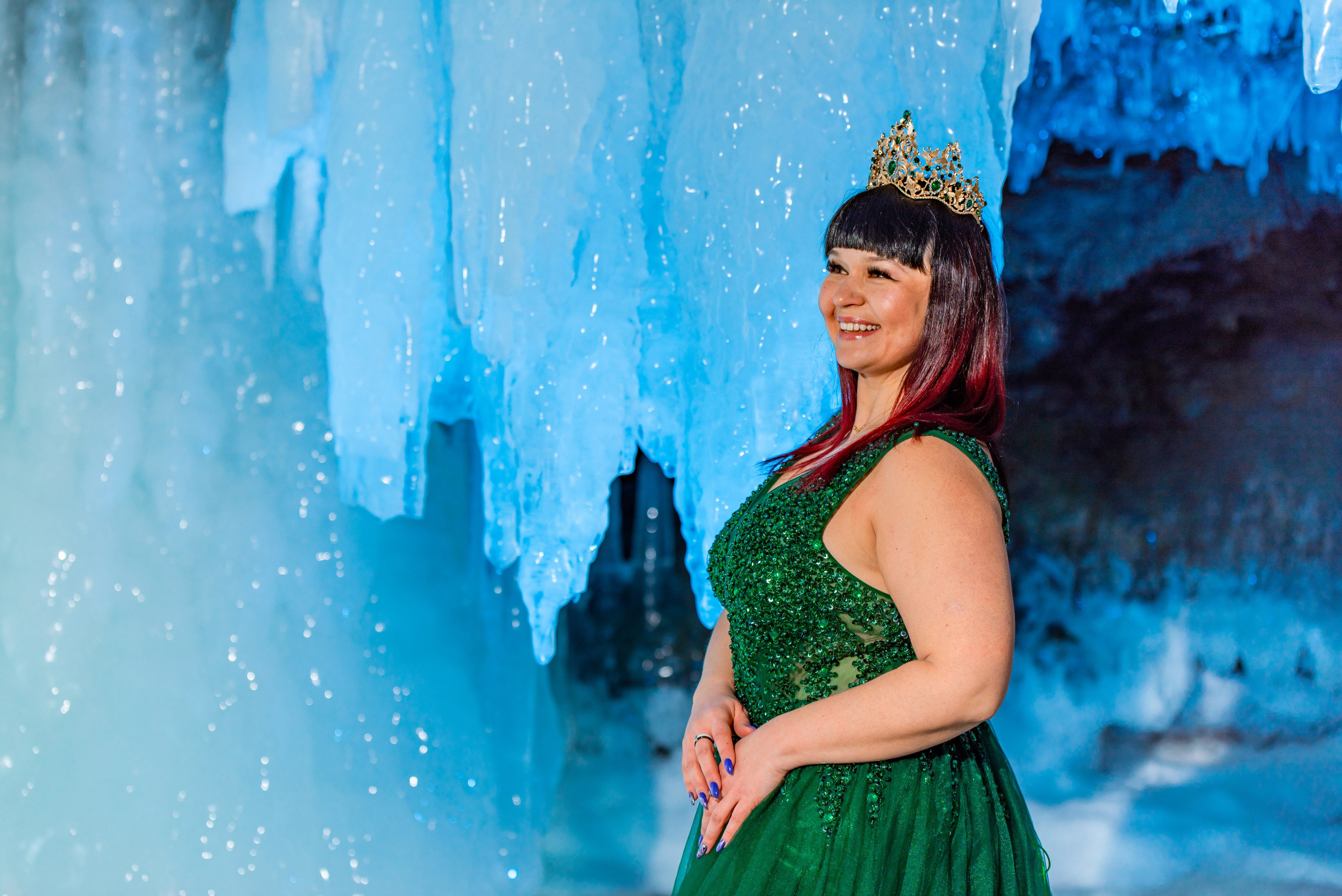 Платье изумрудное фатиновое до 54 рра. Туры на Байкал с фотографом под ключ. Фотосессии на Ольхоне