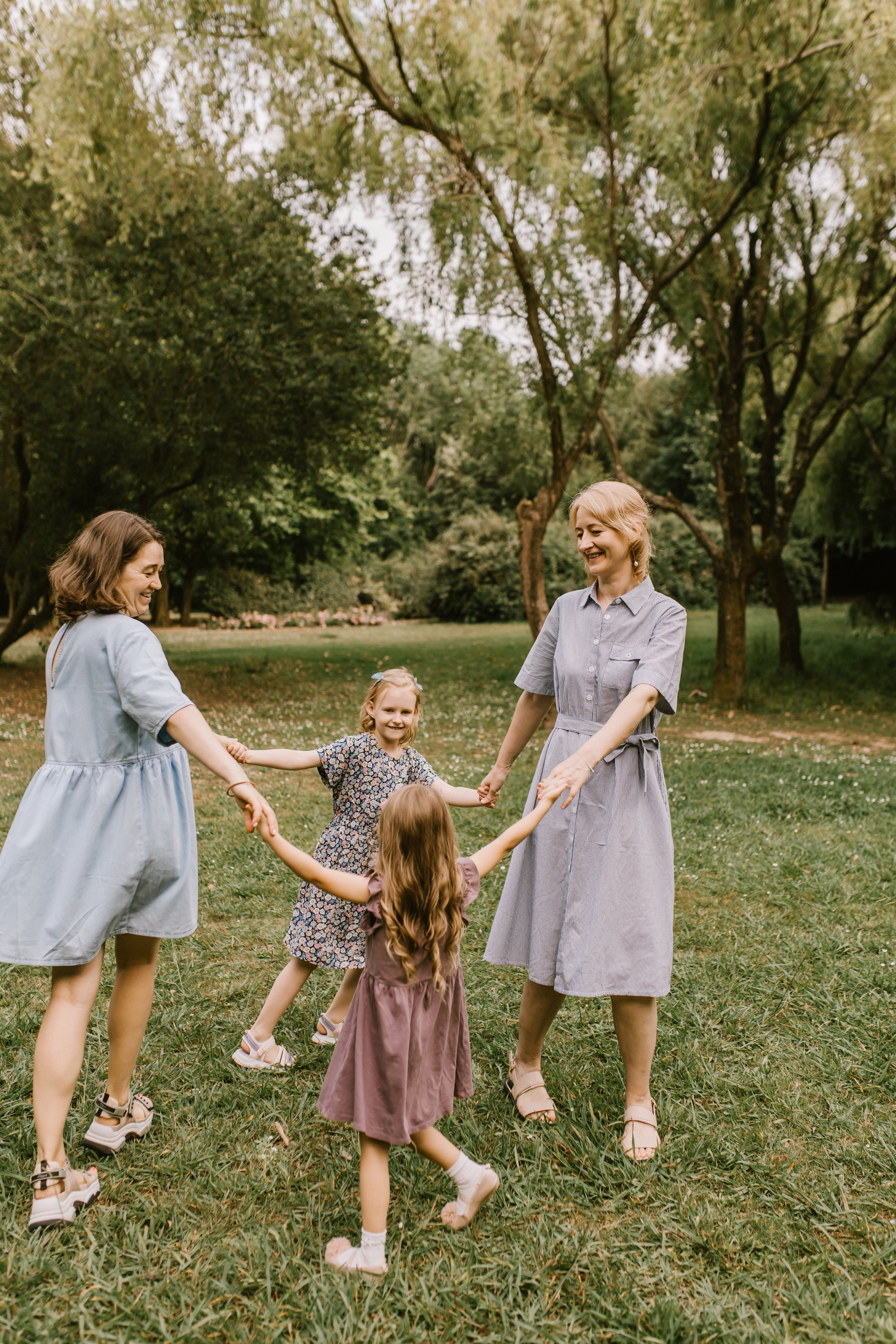 Juli. Wedding and family photographer OLGA KILVEIN