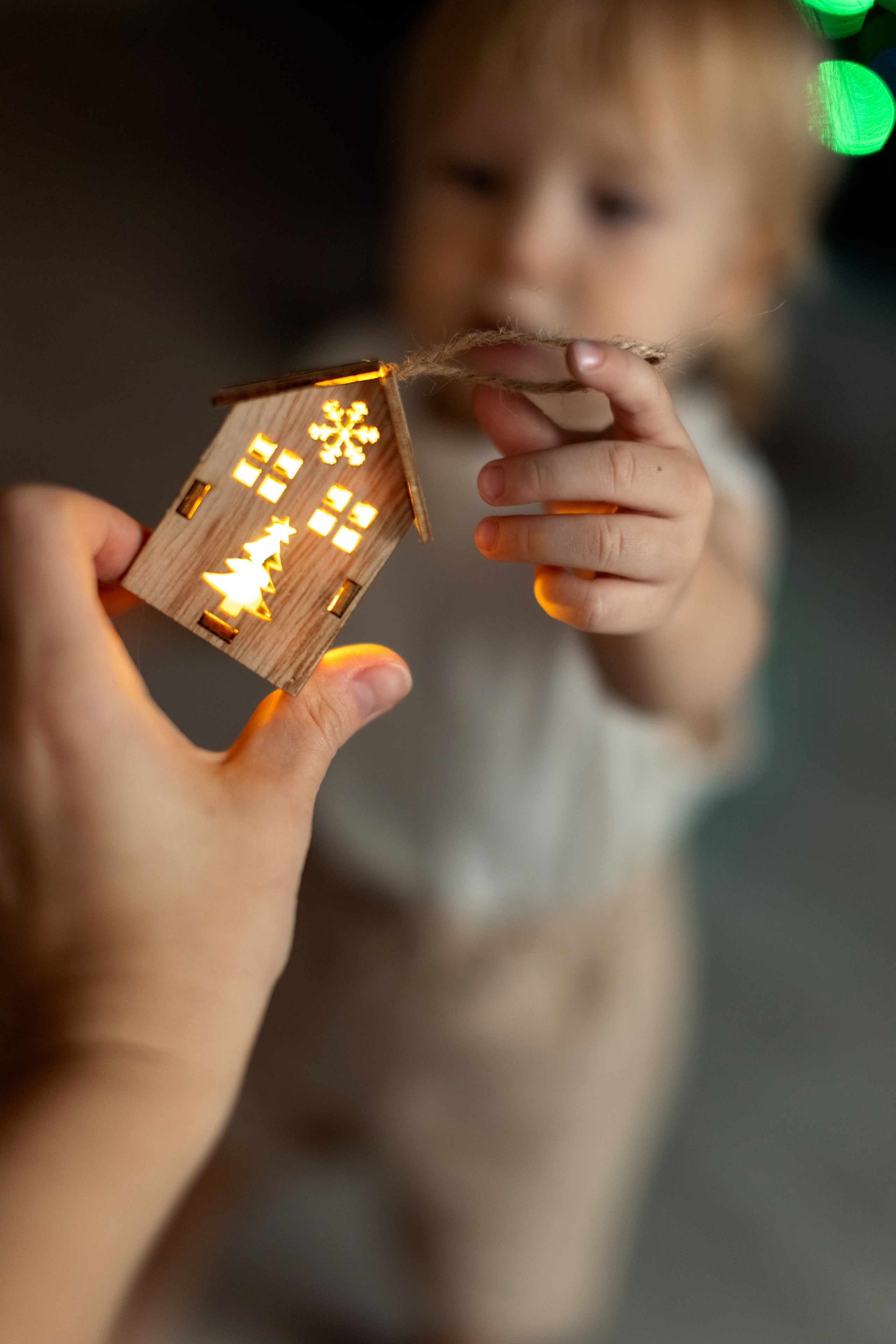 Домашние новогодние. Рисую светом вашу семейную историю фотограф из Перми Александра Камене