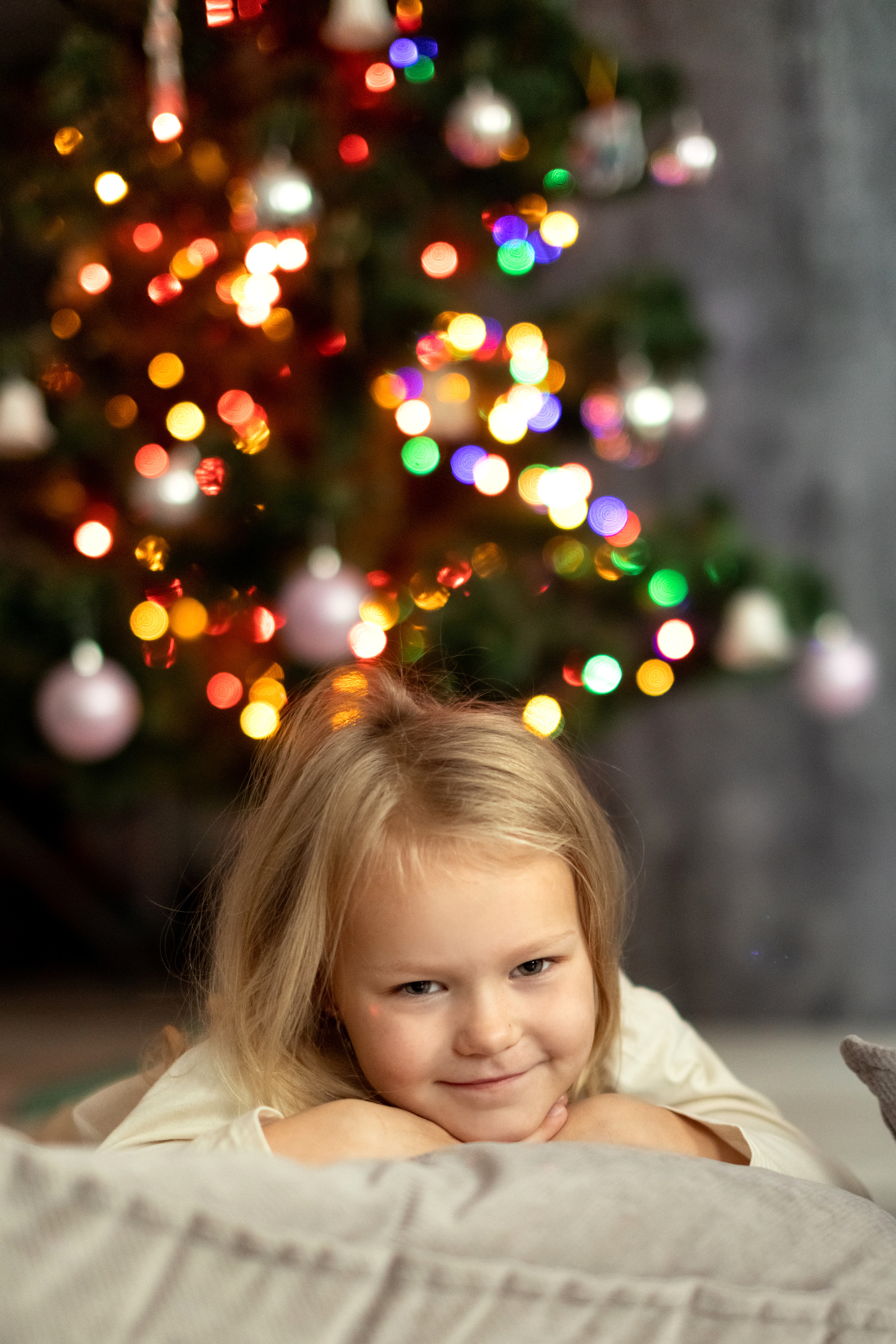 Домашние новогодние. Рисую светом вашу семейную историю фотограф из Перми Александра Камене