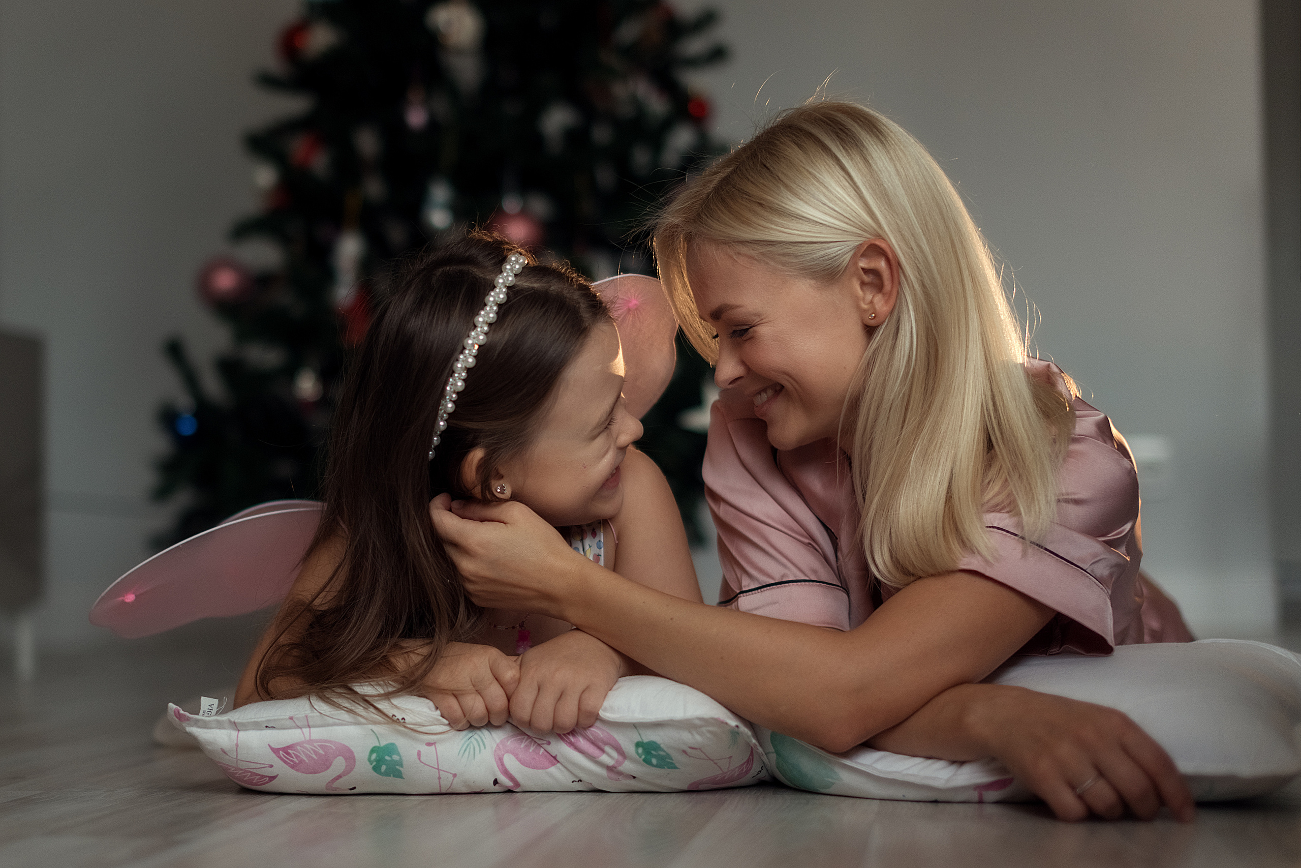 Домашние новогодние. Рисую светом вашу семейную историю фотограф из Перми Александра Камене