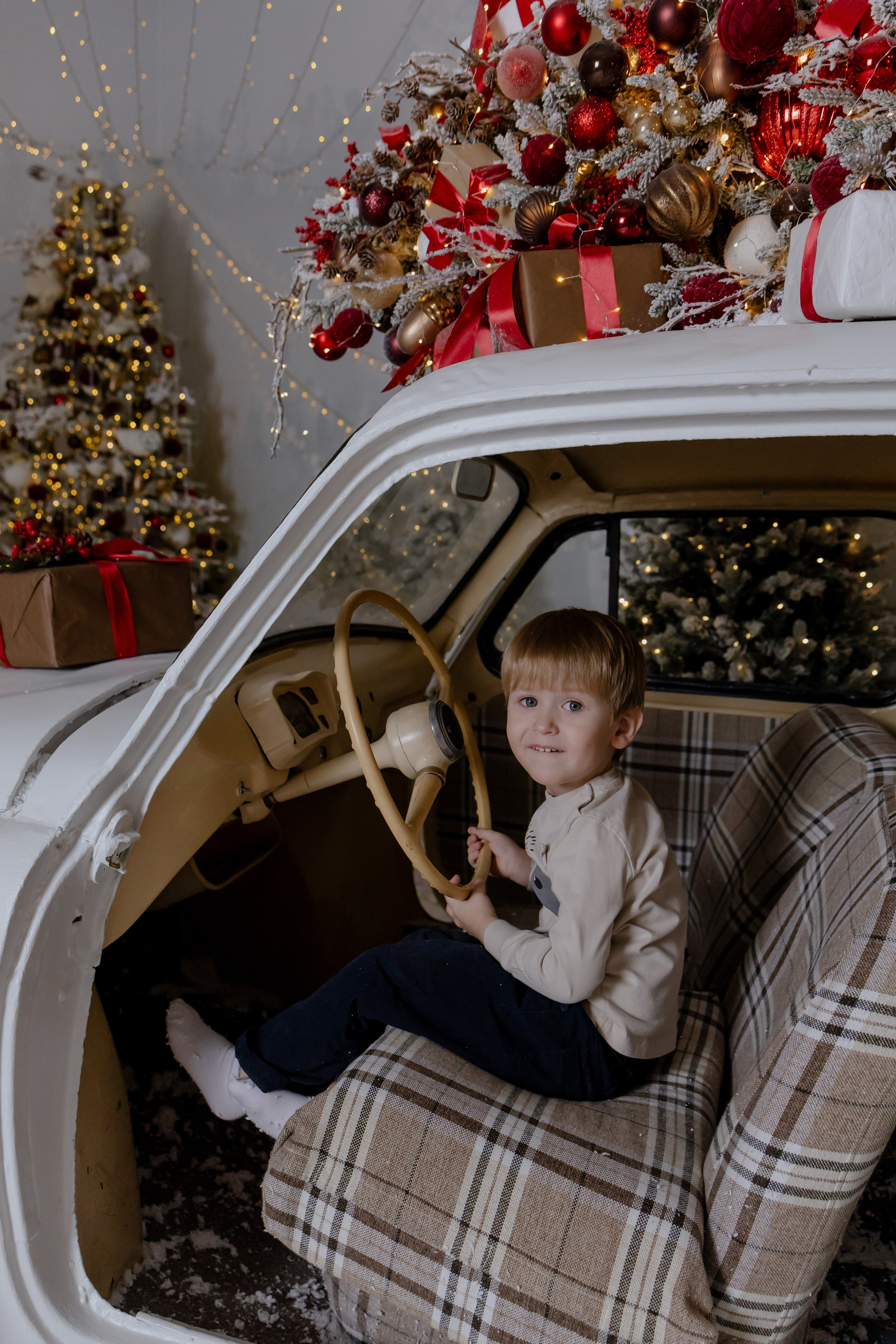 Новогодняя семейная съемка в студии. Фотограф в Новосибирске Екатерина Васильева