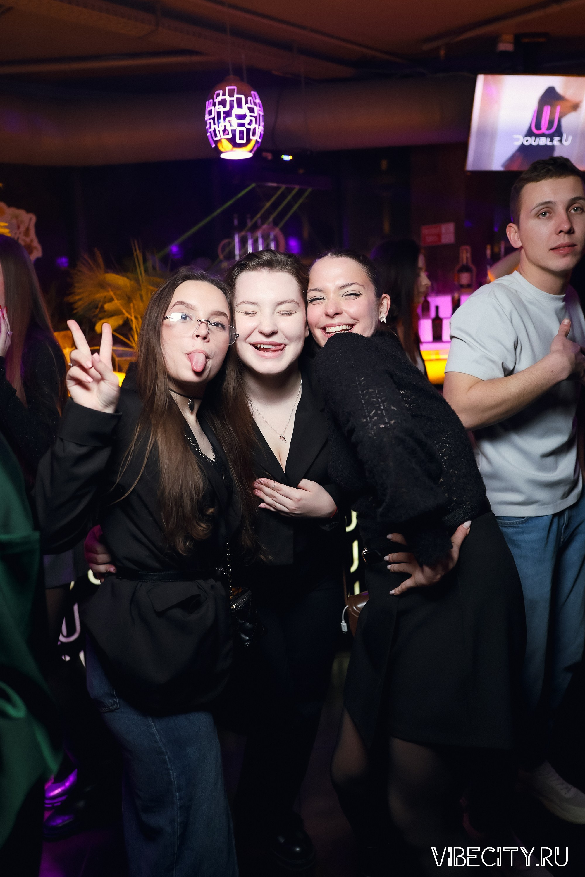 DOUBLE U. VIBECITY.RU Вайб Сити Ру Фоторепортажи Фотоотчеты Калининград