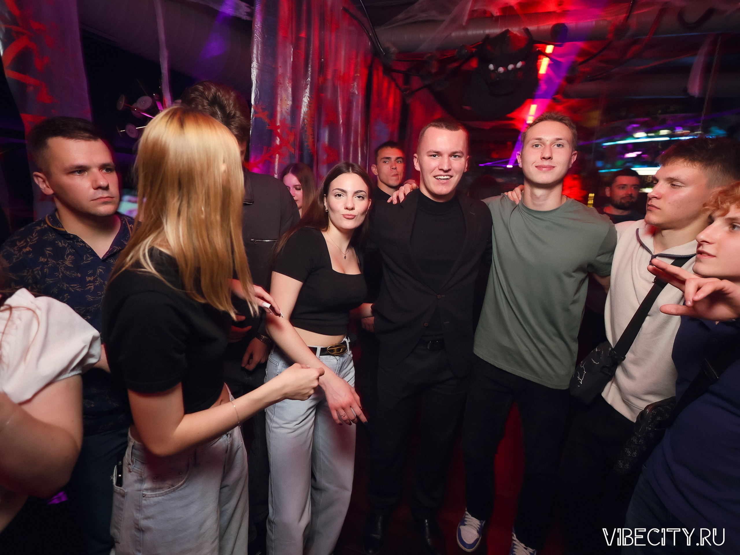 DOUBLE U. VIBECITY.RU Вайб Сити Ру Фоторепортажи Фотоотчеты Калининград