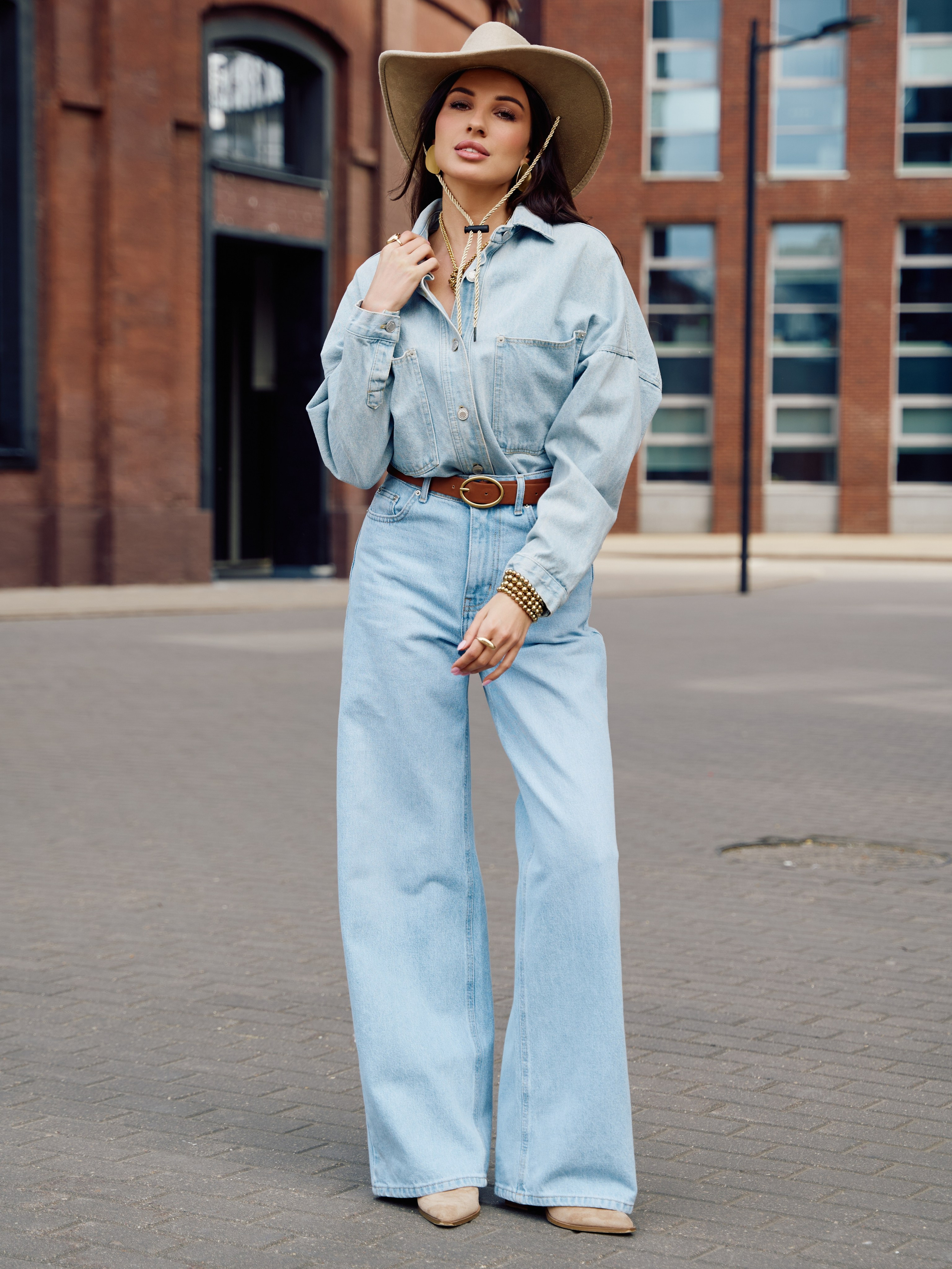 Шляпа. Фотограф для маркетплейсов в Москве