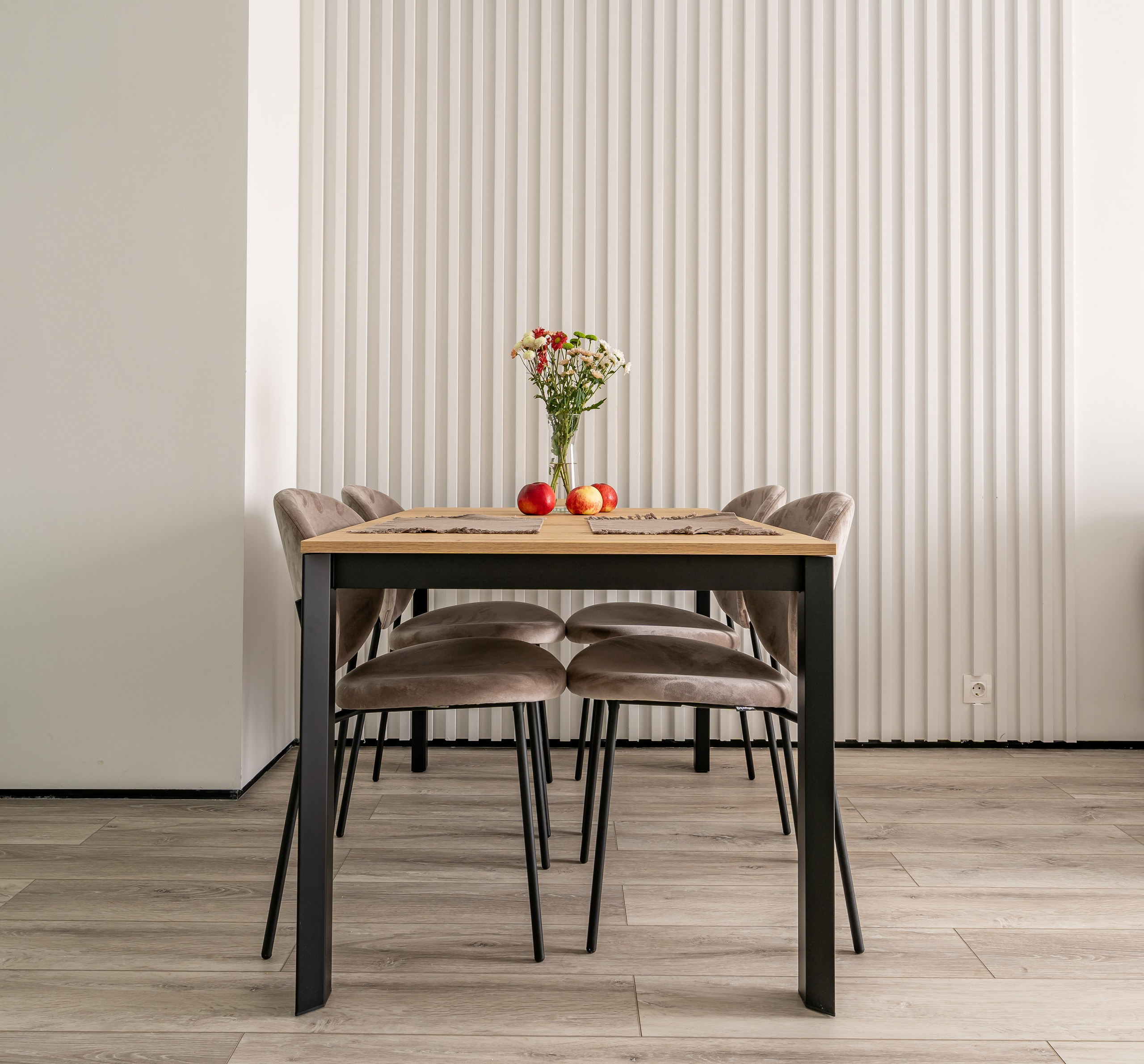 Алматы, Bureau2×2 — реализованный дизайн-проект квартиры, ноябрь 2022. Интерьерный фотограф Алматы