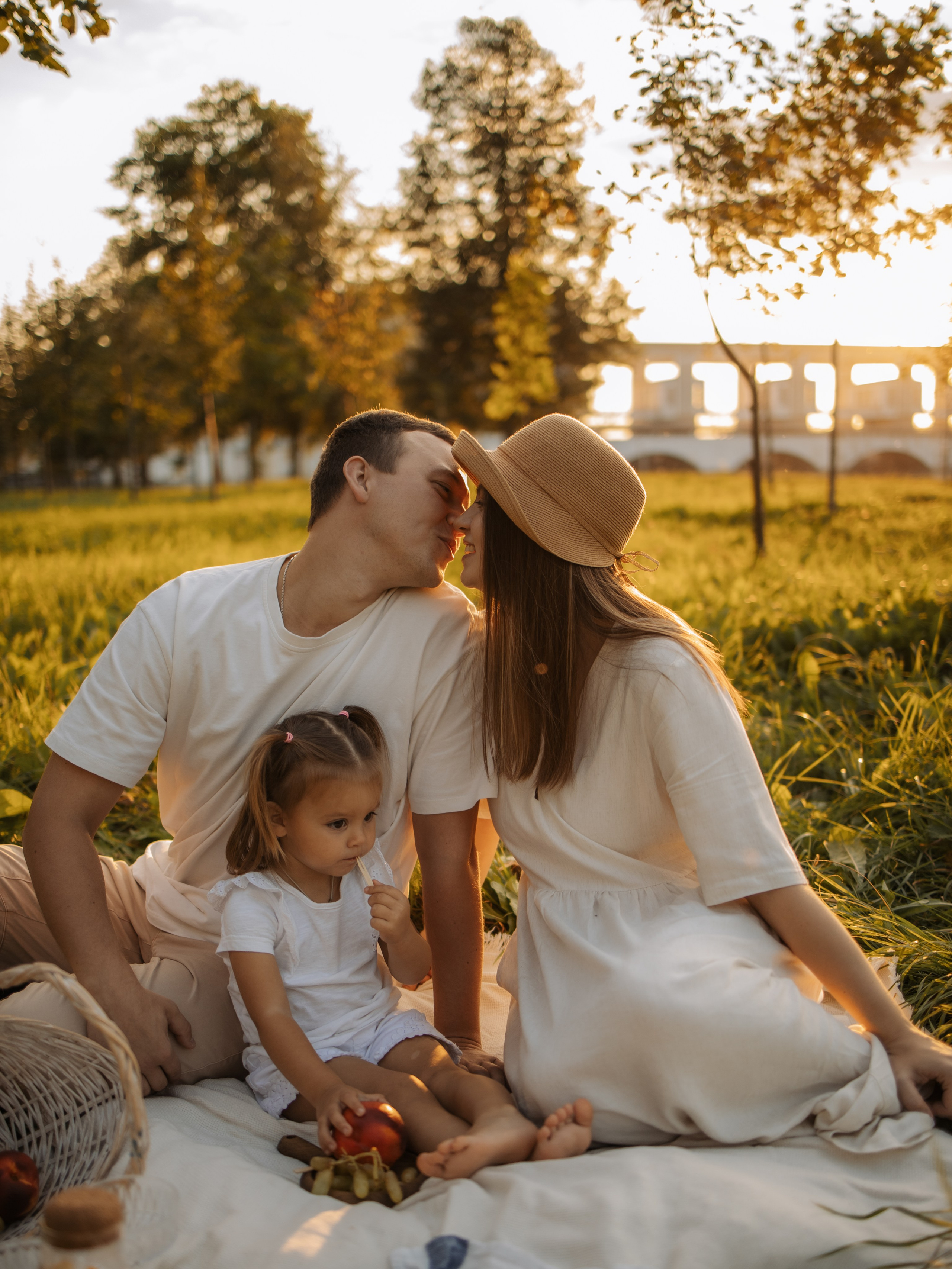 Семейный пикник на природе. Фотограф Углич и Ярославль Ольга Тятюшкина