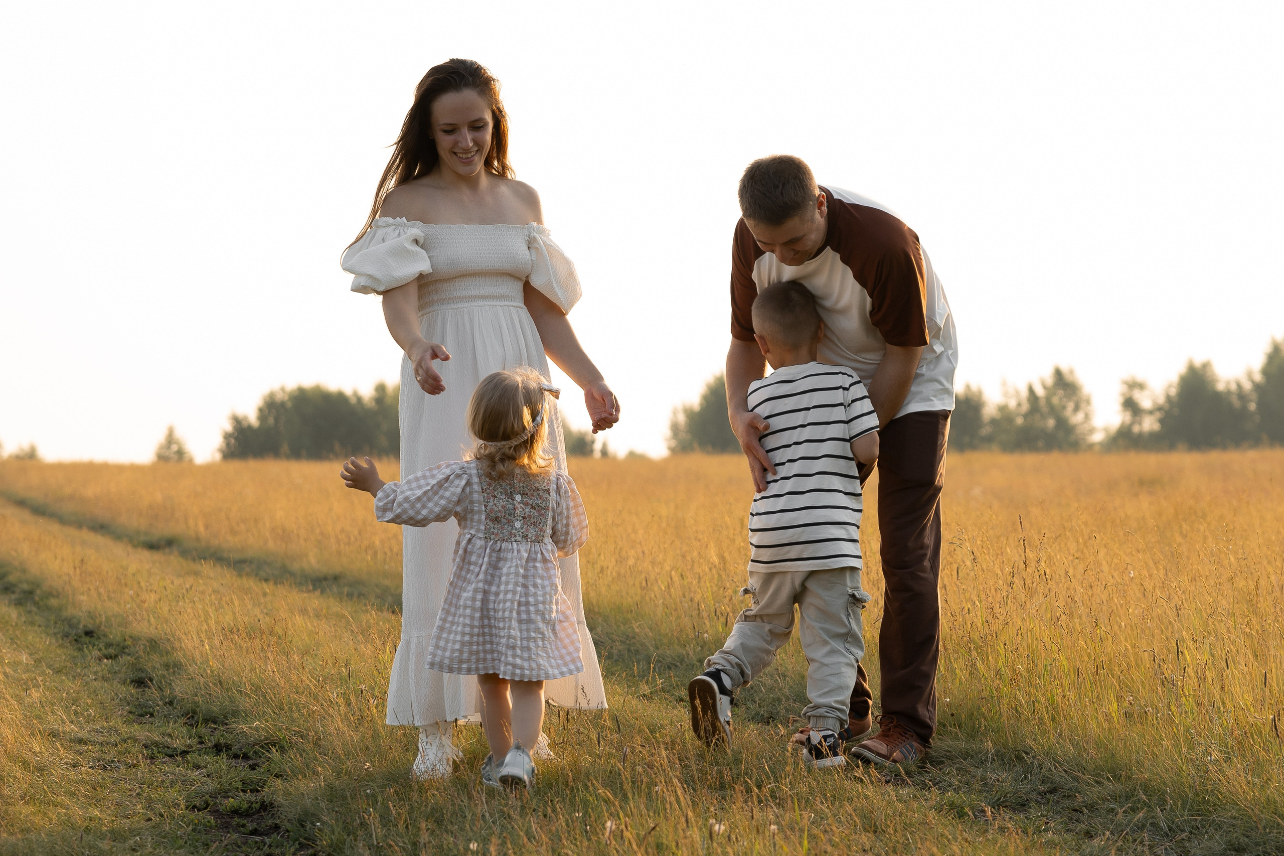 В поле. Семейный и свадебный фотограф в Челябинске Мария Леонтьева