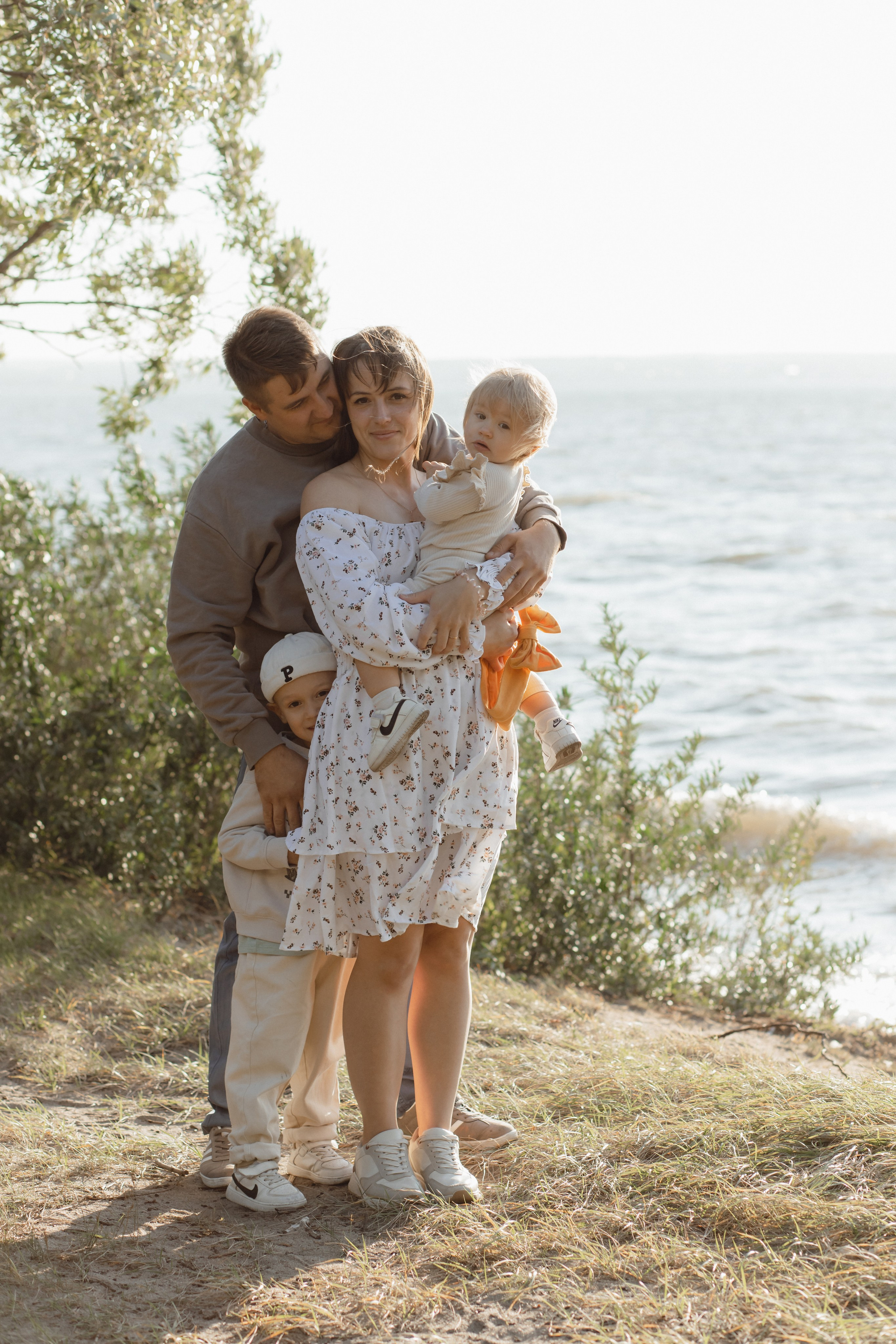 На берегу. Семейный и свадебный фотограф в Челябинске Мария Леонтьева