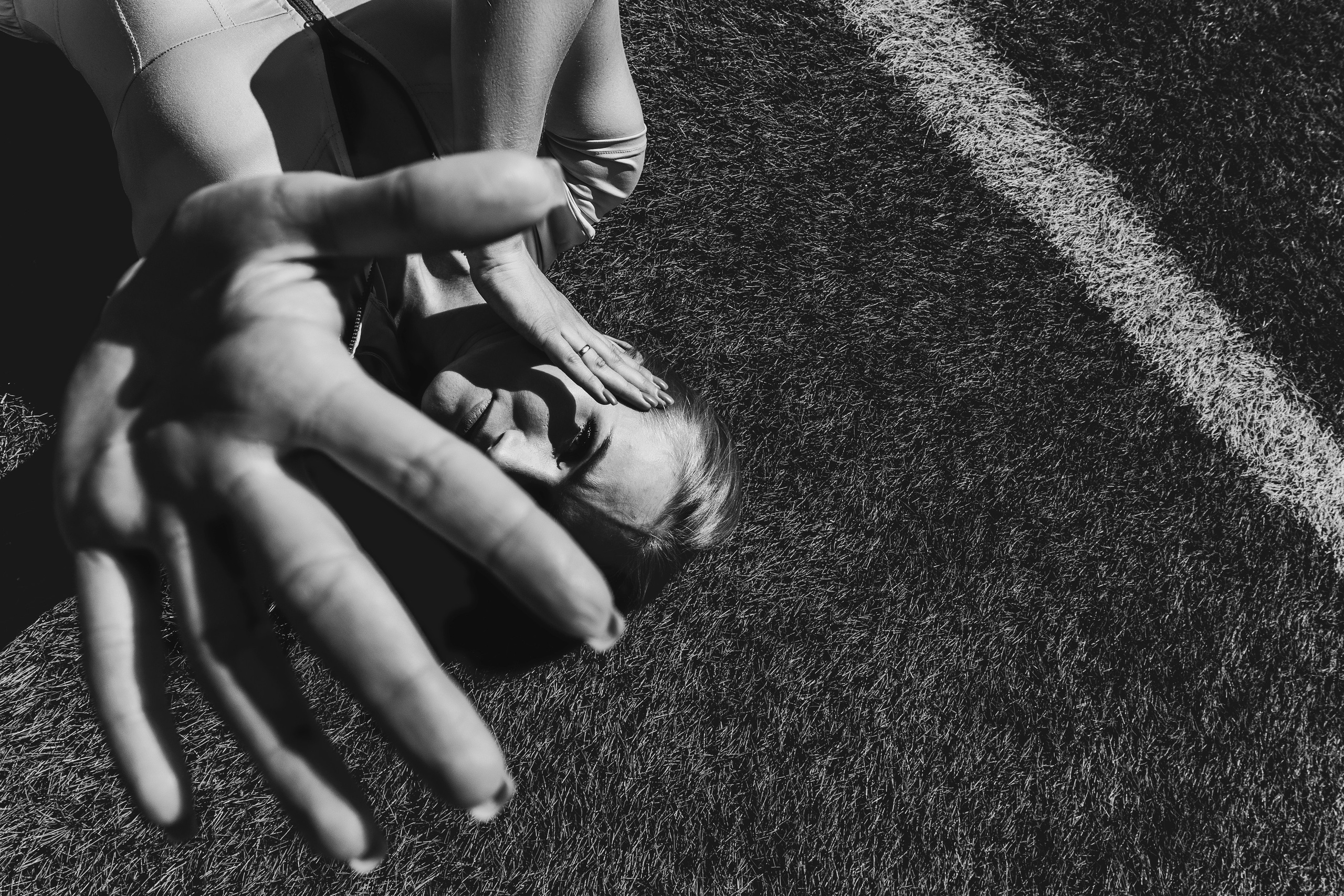 С мячом. Photomantis