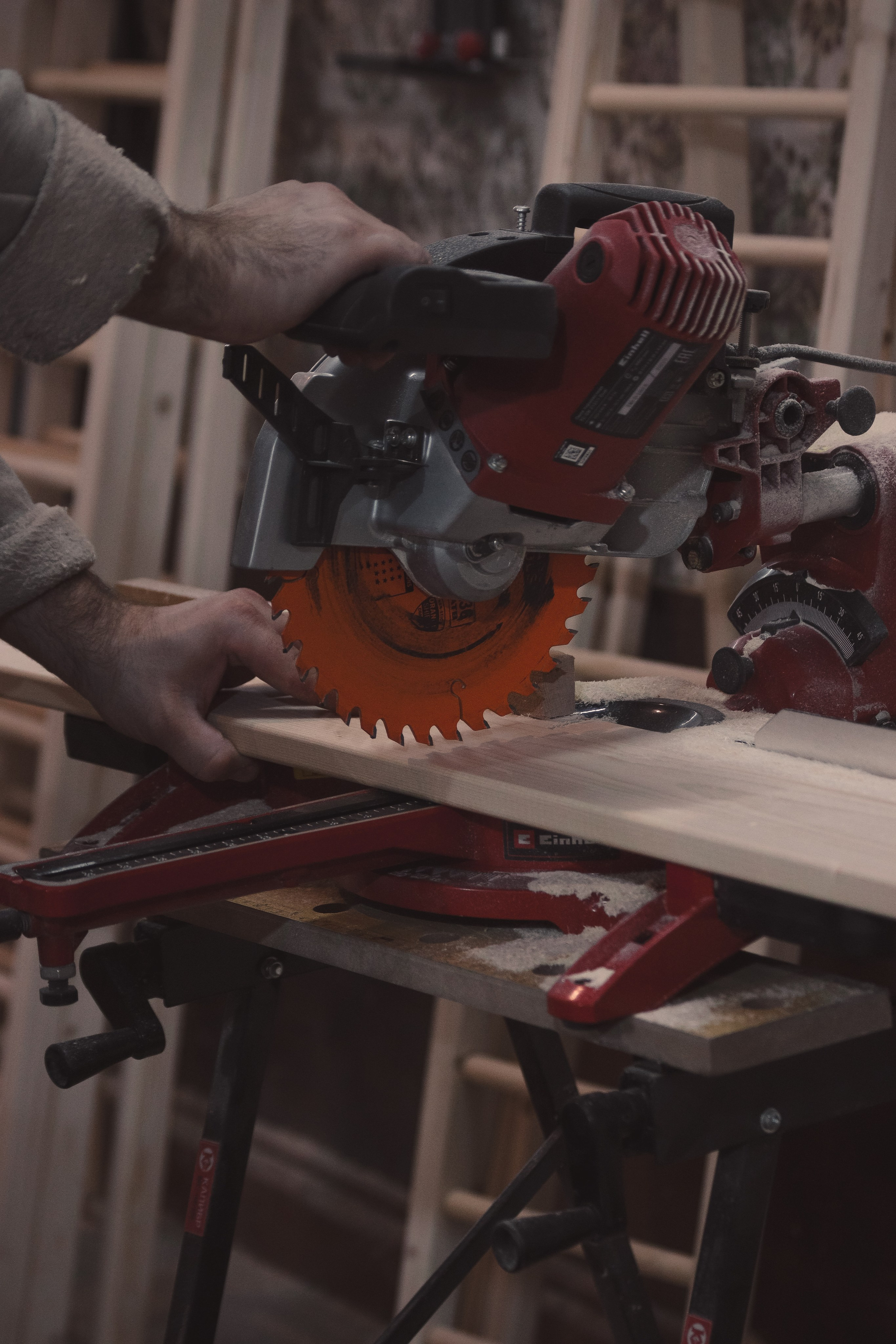 С Т О Л Я Р Н О Е — П Р О И З В О Д С Т В О. — Digital Noise —