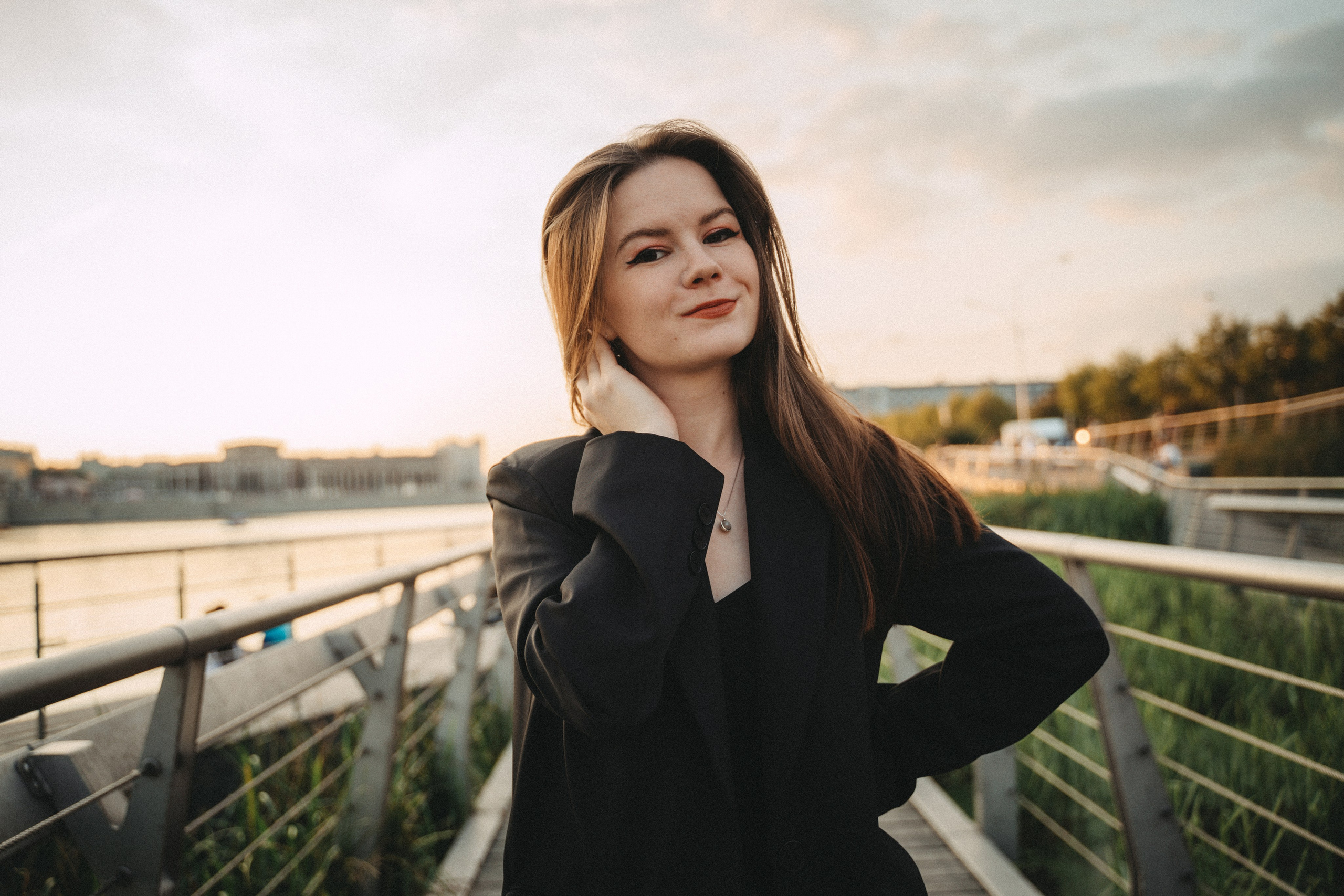 Ева. Главная