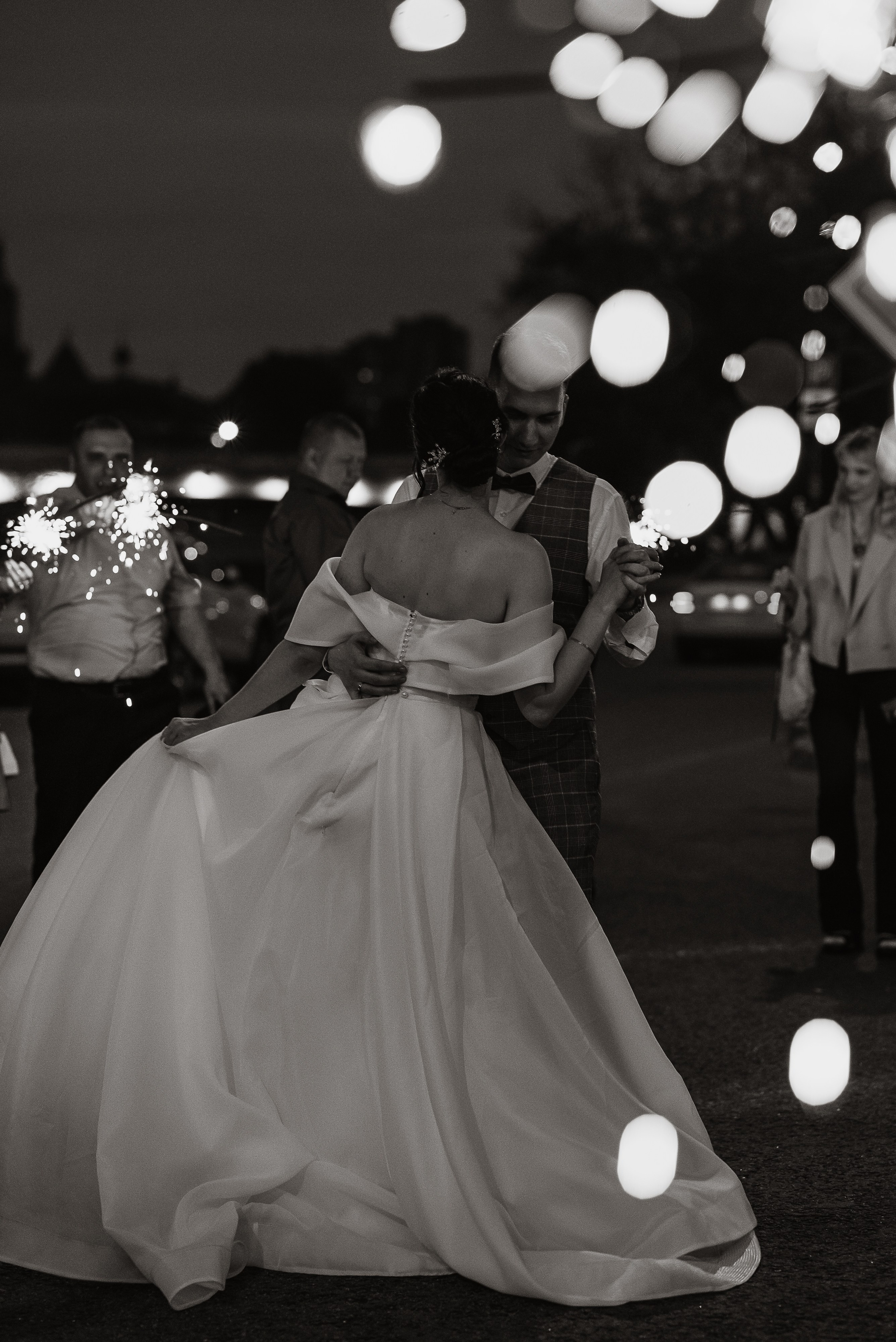 Любовь выше крыш. Kirillova Studio — мастерская декора и событий Юли Кирилловой