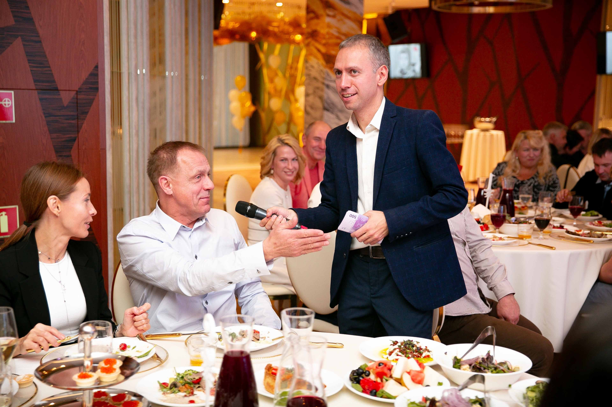 Площадка «Времена года». Ваш репортажный фотограф Артемий Антонов