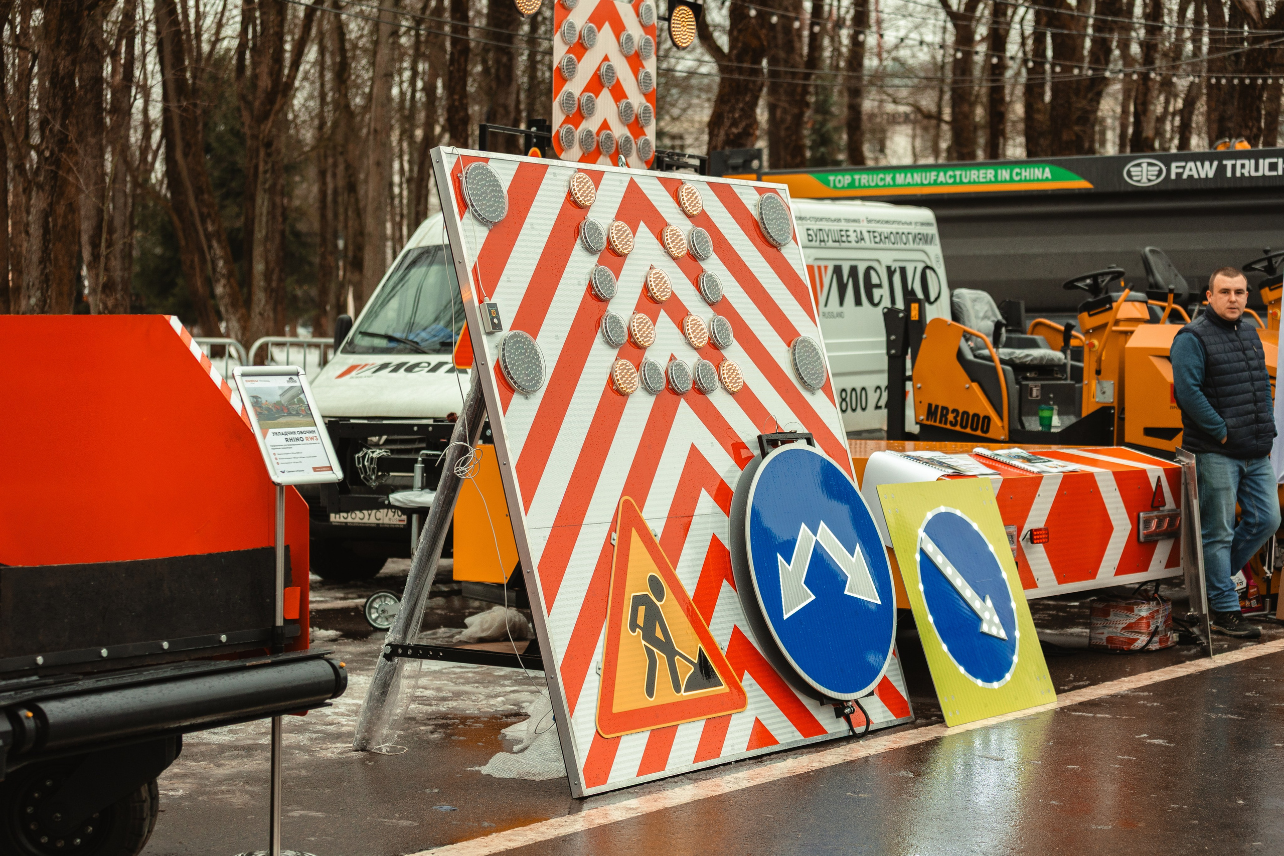 Выставка спецтранспорта «Ярмарка Ваканский» — Смоленск 19.03.2025. KiPPER Gallery — Фотограф