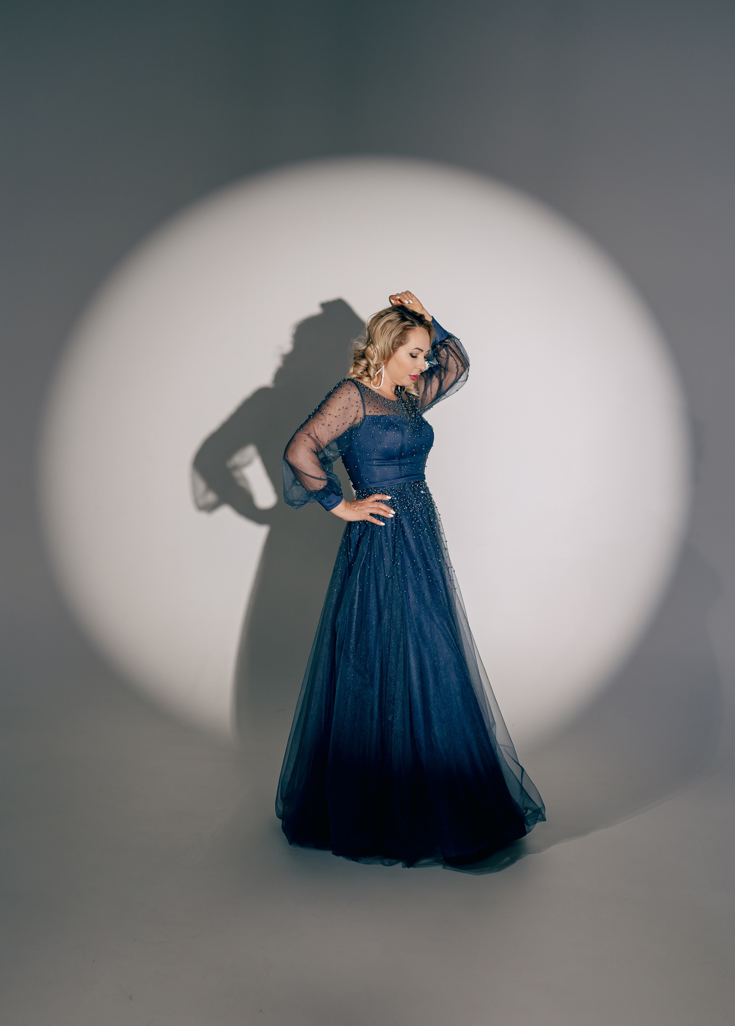 Фотосессия для магазина платьев. Фотограф Ким Наталья в Красноярске