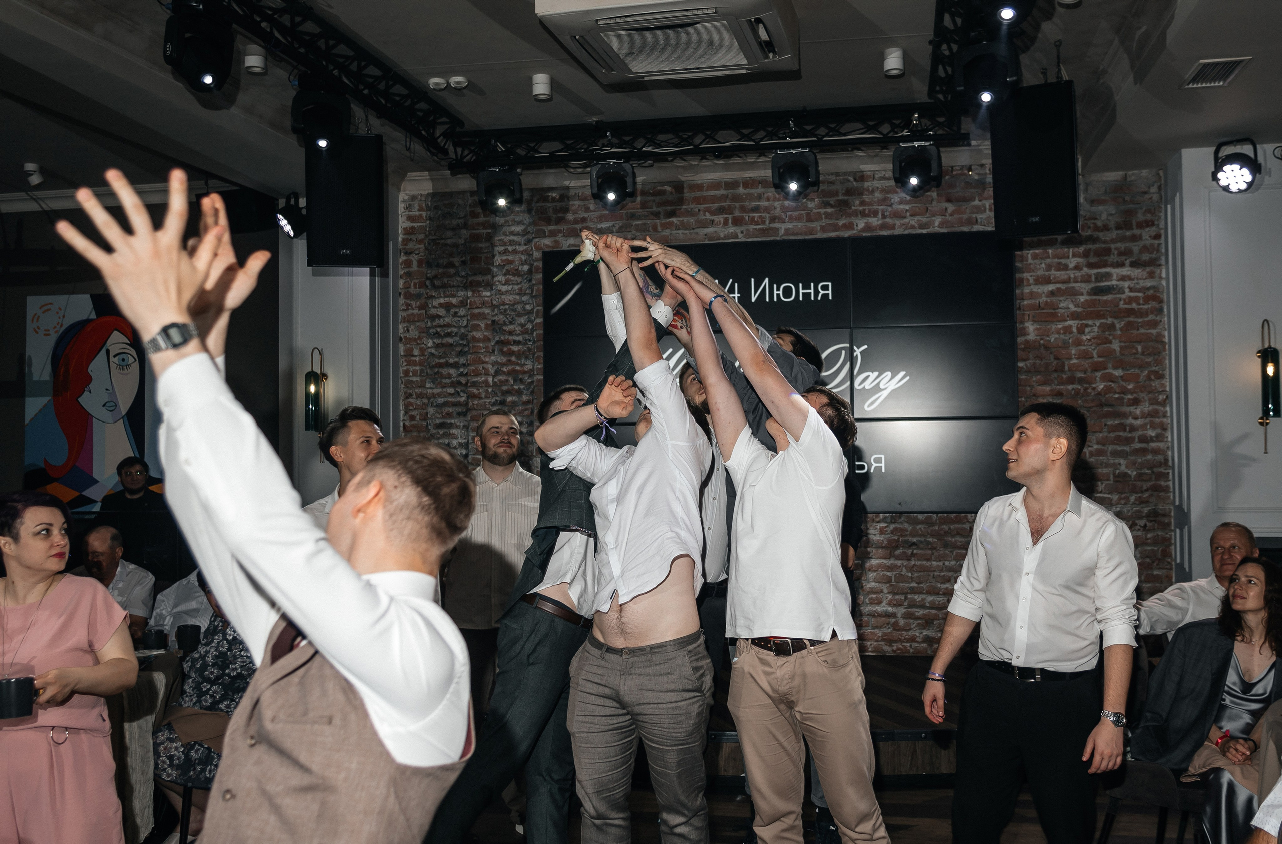 Артём & София | 14.06.25. Свадебный и семейный фотограф в Омске Евгения Хакимова