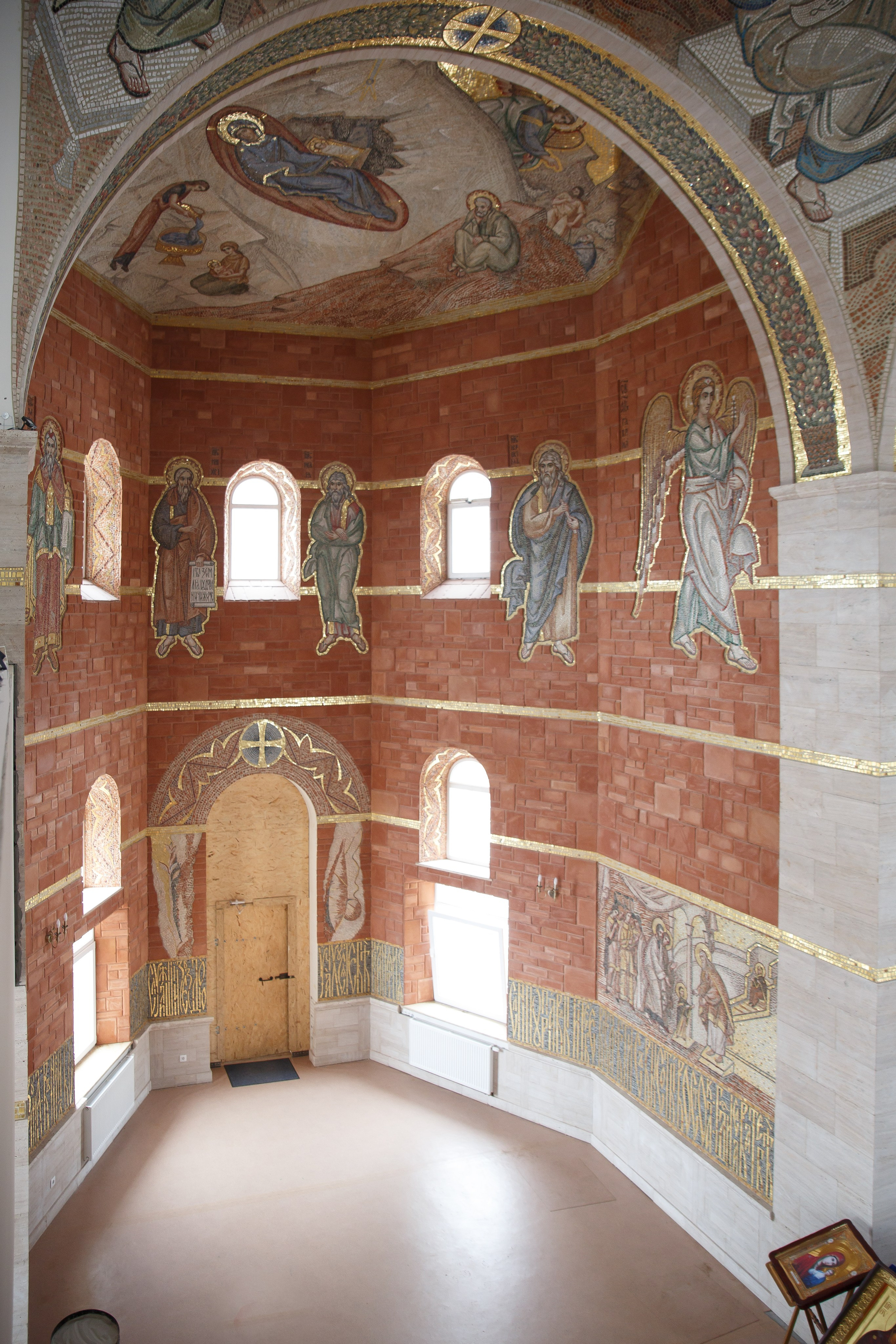 Успенский собор в монастыре Бештау. НИИКОРОВИН- мастерская мозаики и монументального искусства