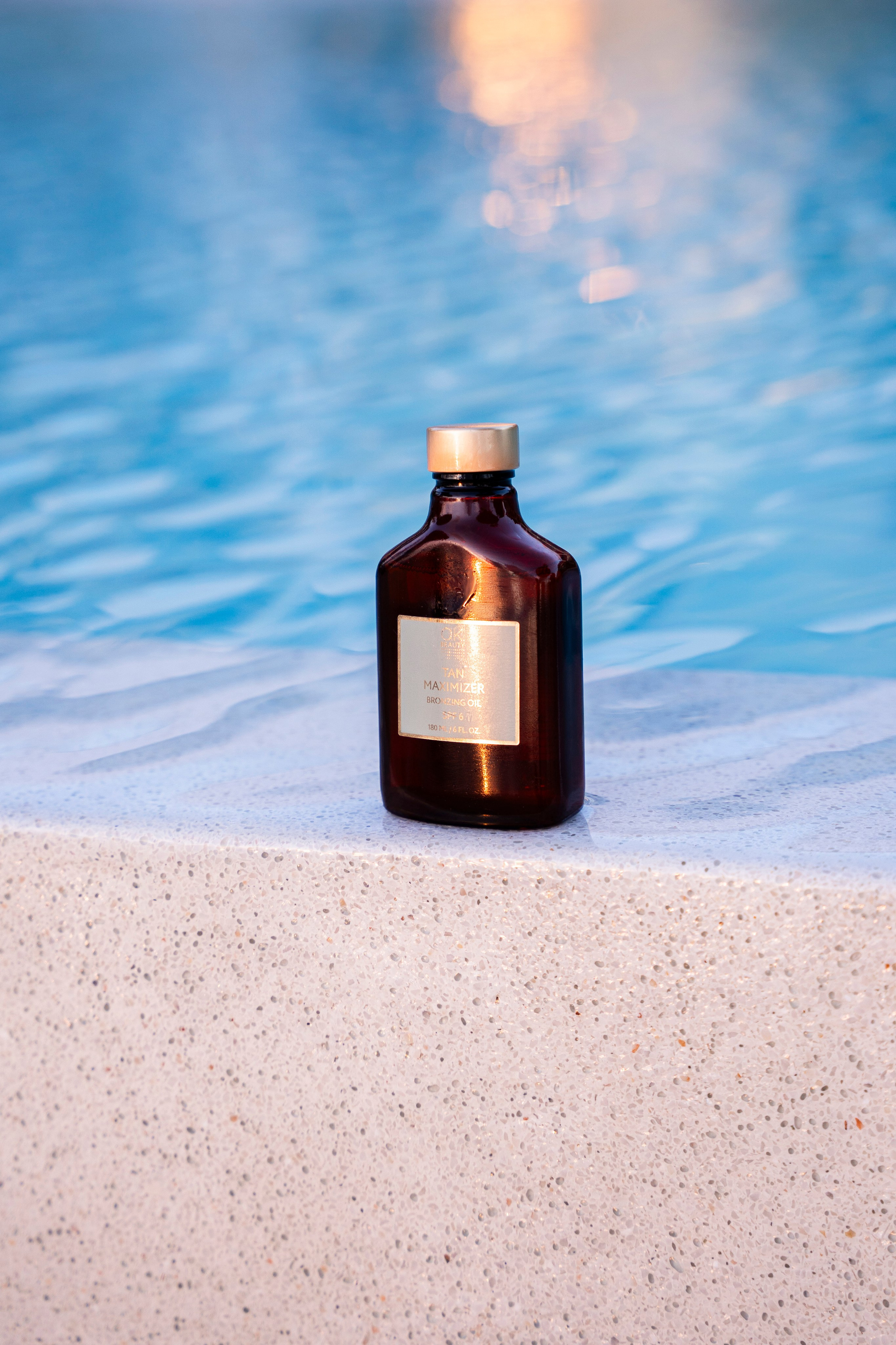 TAN SPF15. Brand designer | photographer | model
