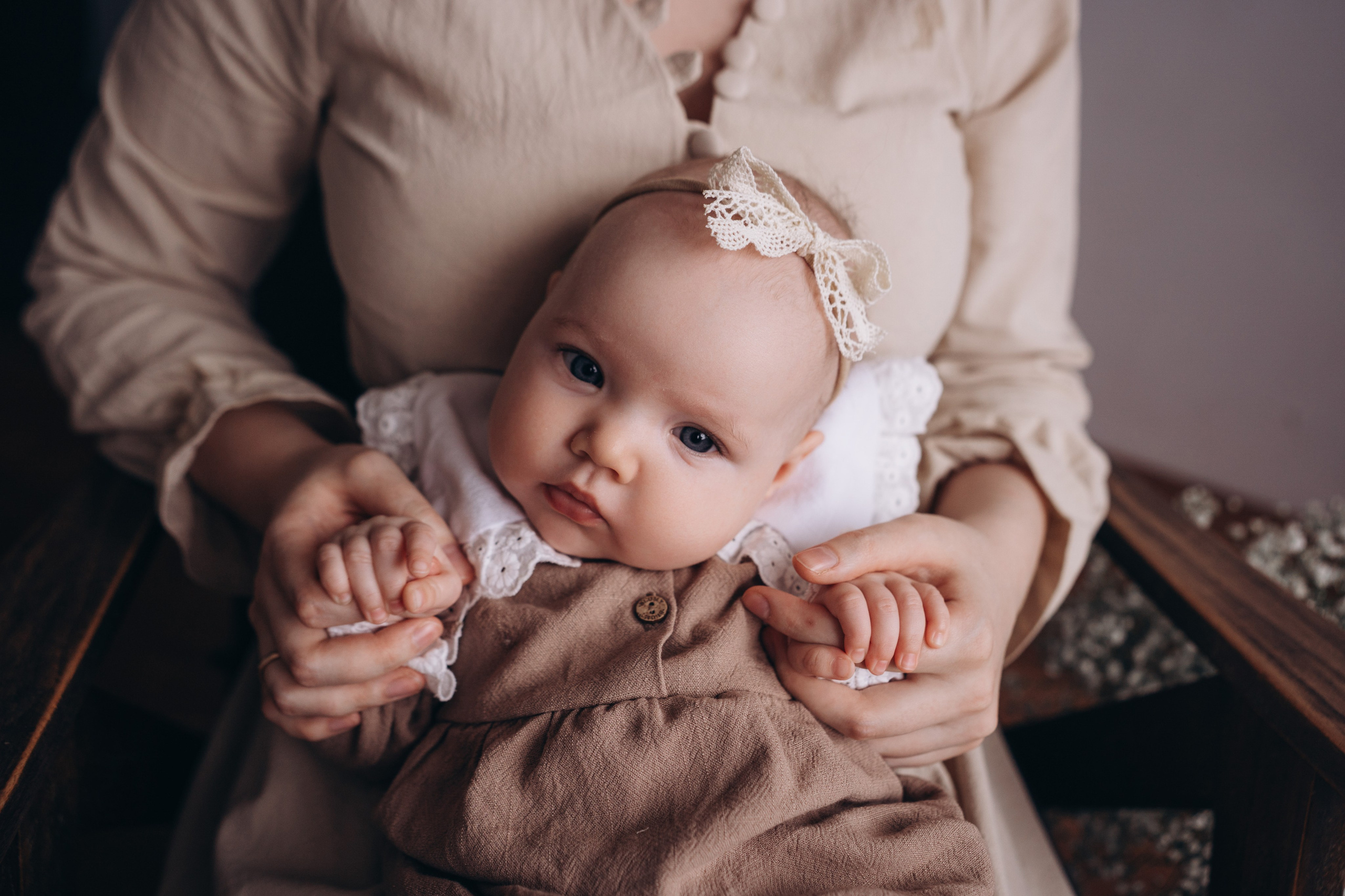 Фотодень Мамы 2026. Фотограф Новорожденных в Москве. Семейные истории в стиле LIFE