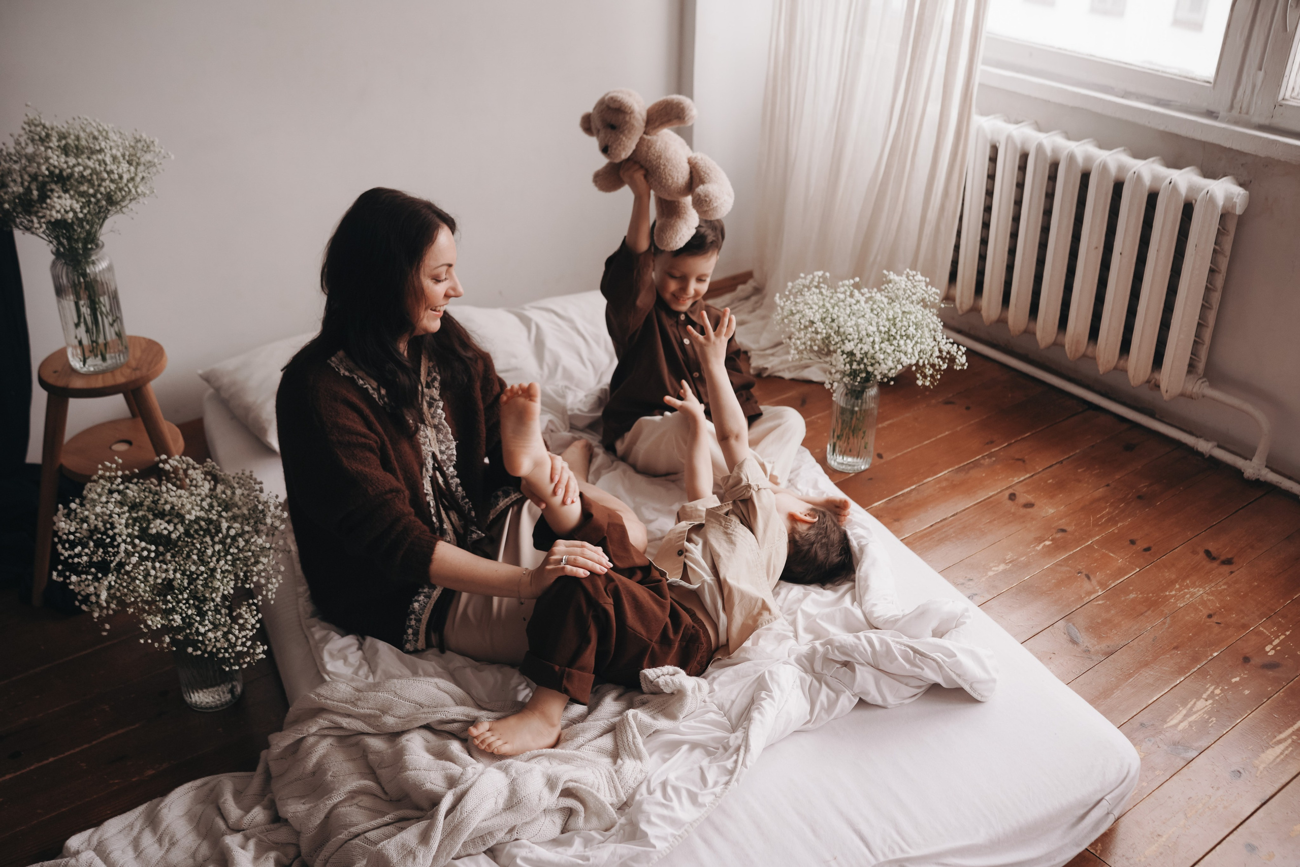 Фотодень Мамы 2026. Фотограф Новорожденных в Москве. Семейные истории в стиле LIFE