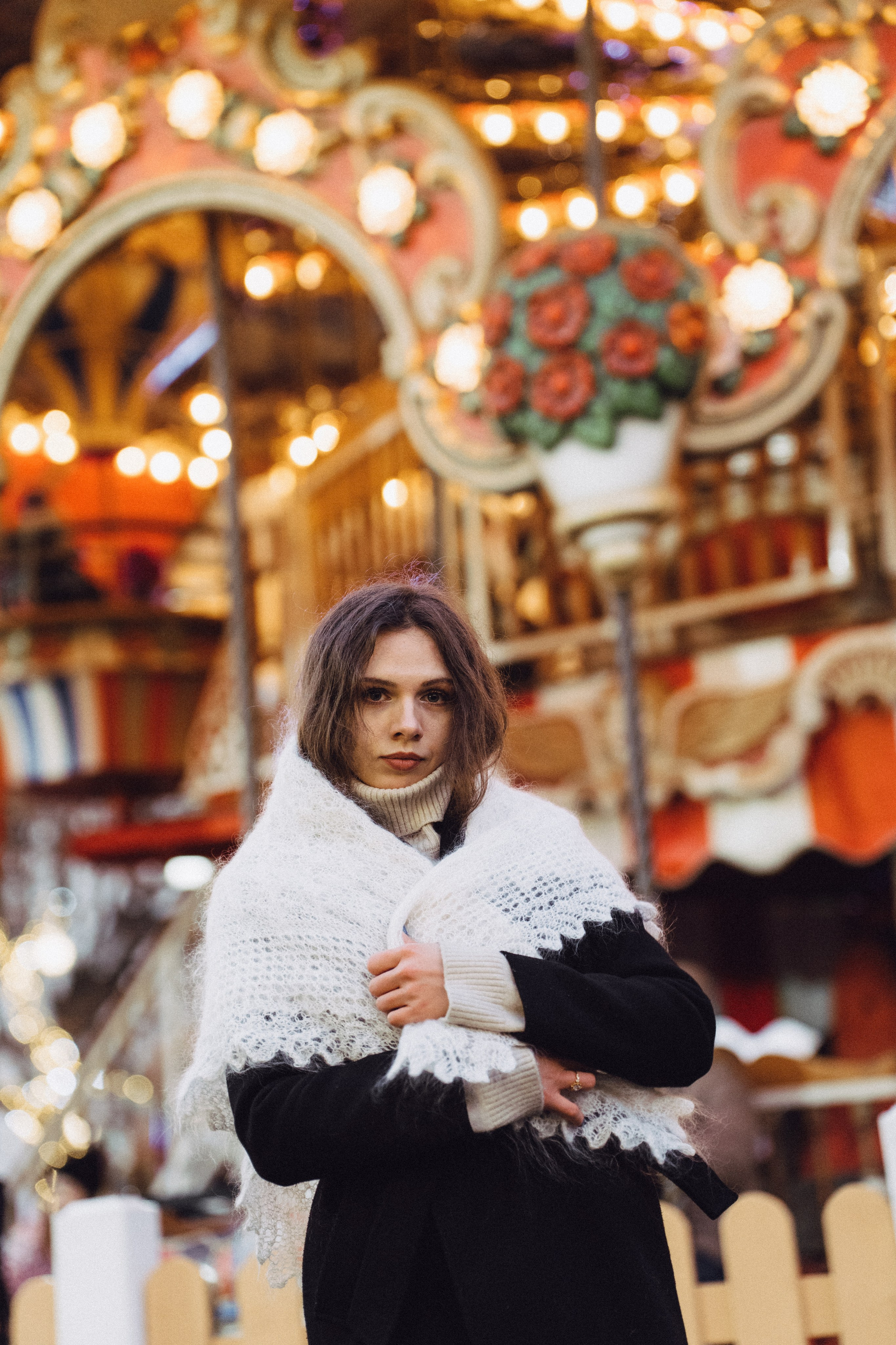 ПРОГУЛКА НА МАНЕЖНОЙ ПЛОЩАДИ ДЛЯ ДЕВУШКИ ПЕРЕД НОВЫМ ГОДОМ (НОВОГОДНЯЯ ФОТОСЕССИИЯ НА МАНЕЖНОЙ ПЛОЩАДИ). Профессиональный фотограф, Санкт-Петербург — Виктория Богомолова