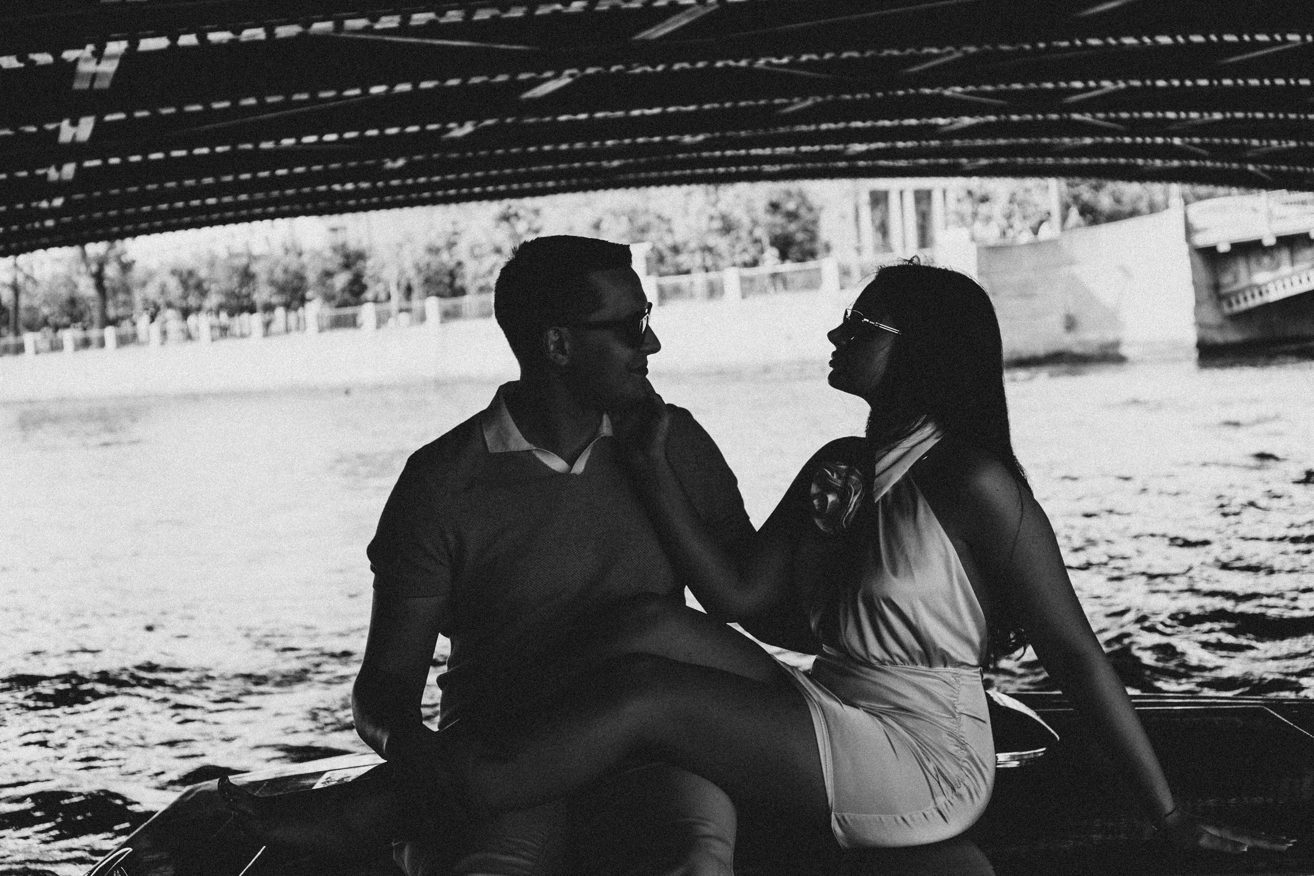 СВАДЕНБНАЯ СЬЕМКА НА КАТЕРЕ ПО КАНАЛАМ САНКТ-ПЕТЕРБУРГА И В АКВАТОРИИ НЕВЫ. Профессиональный фотограф, Санкт-Петербург — Виктория Богомолова