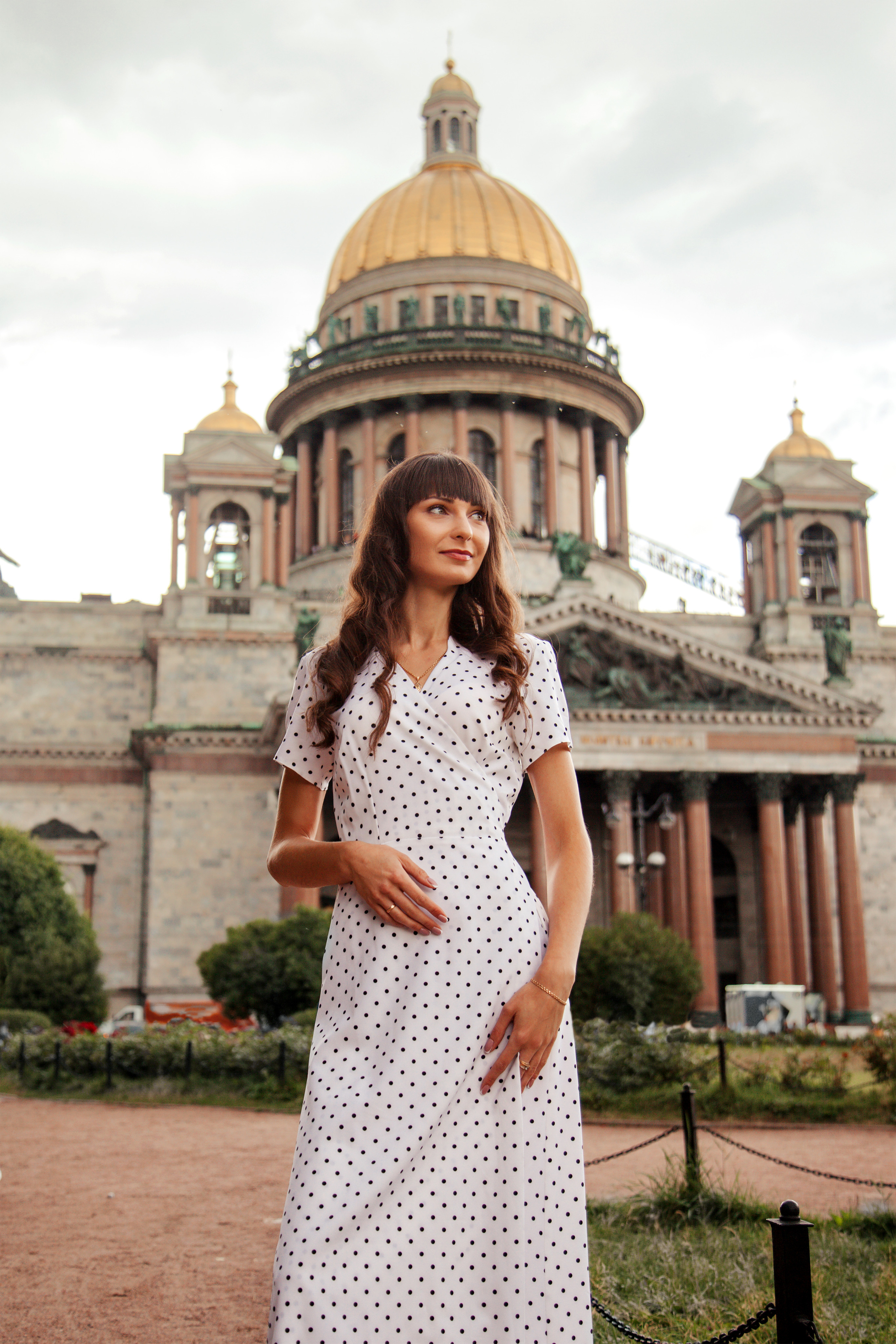 Прогулка с зонтом. Фотограф Анастасия Аветян. Санкт-Петербург