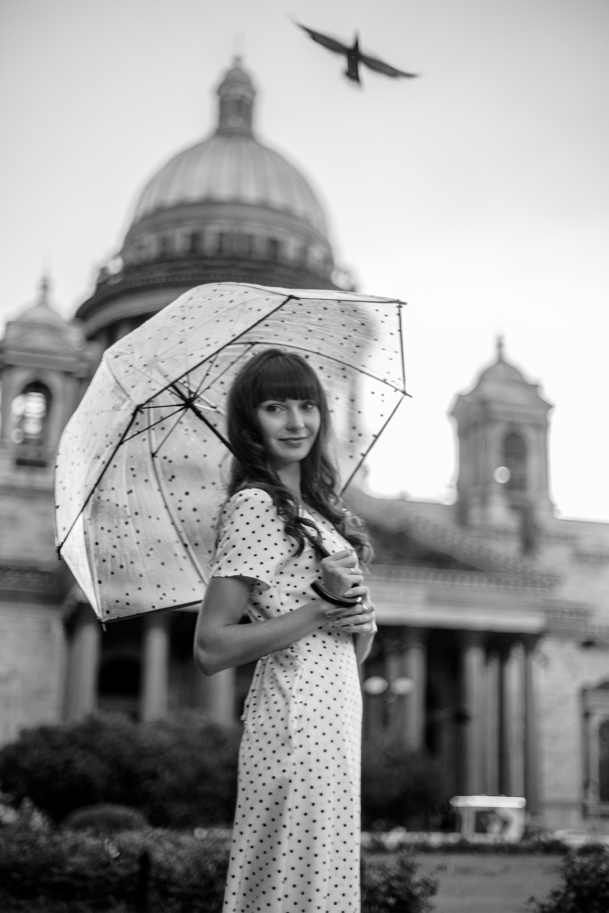 Прогулка с зонтом. Фотограф Анастасия Аветян. Санкт-Петербург