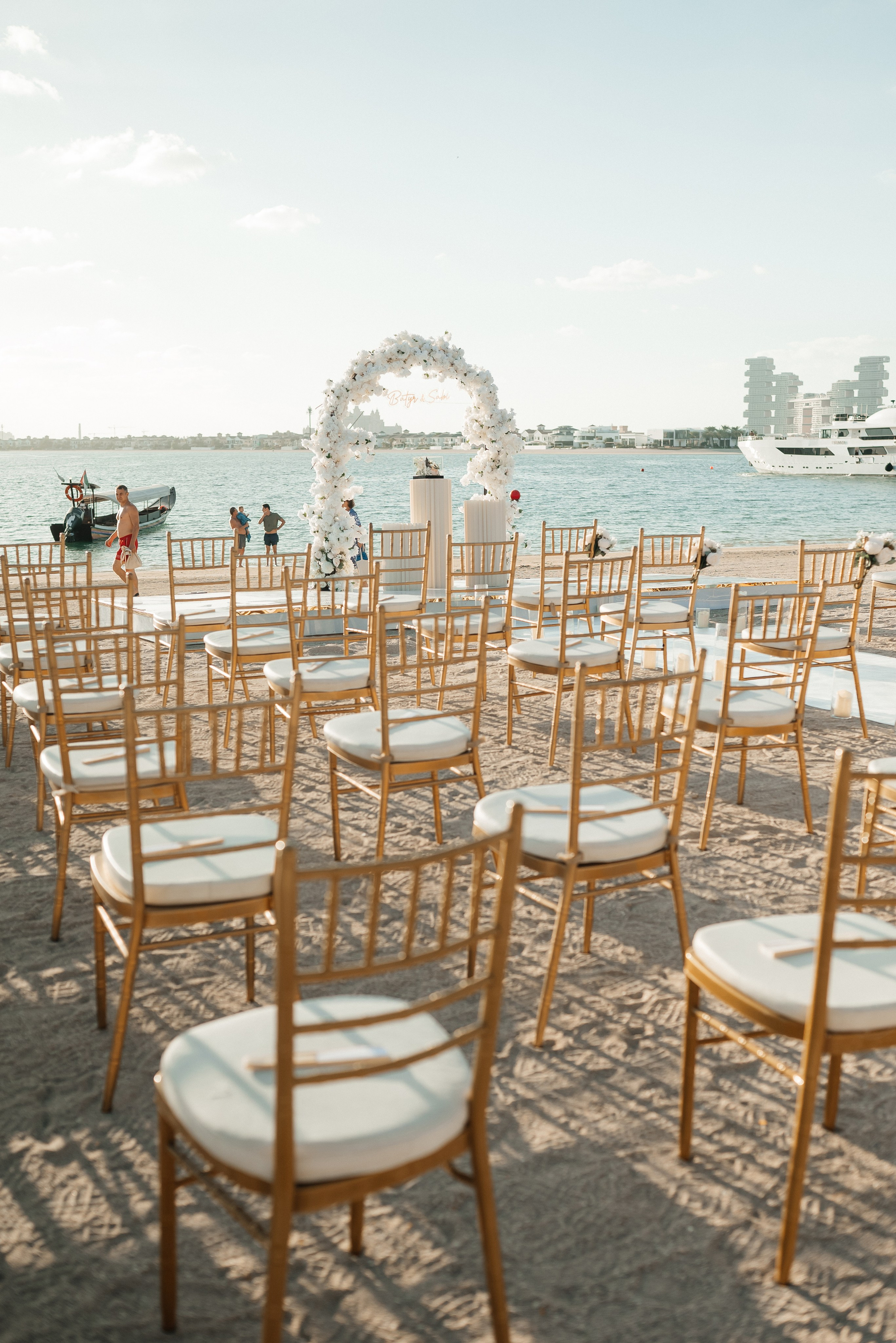 Batyr & Sabina. Wedding and family photographer in Dubai Vasilii Albul