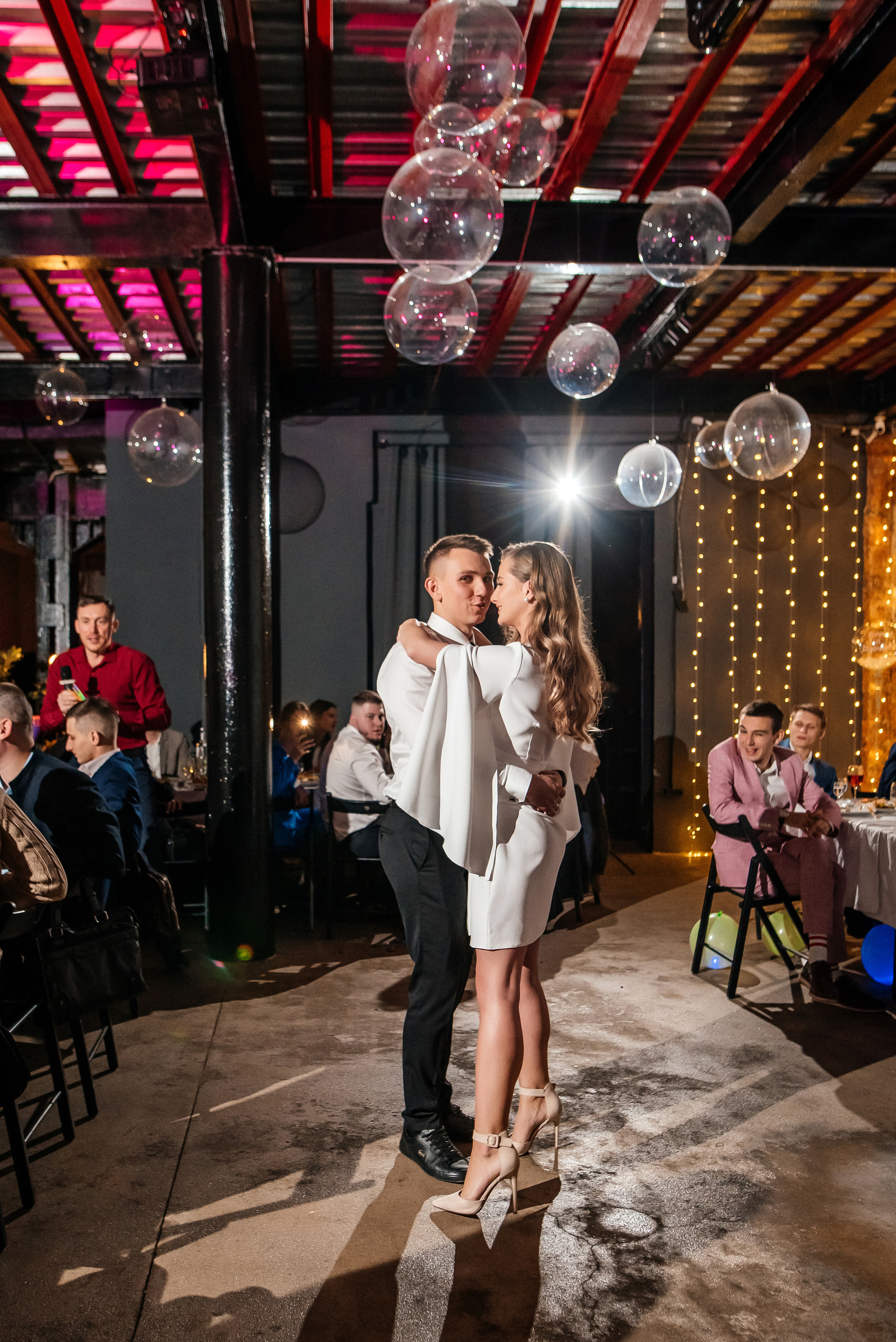 Свадебный банкет в «Фактуре». Свадебный фотограф Елена Рякина