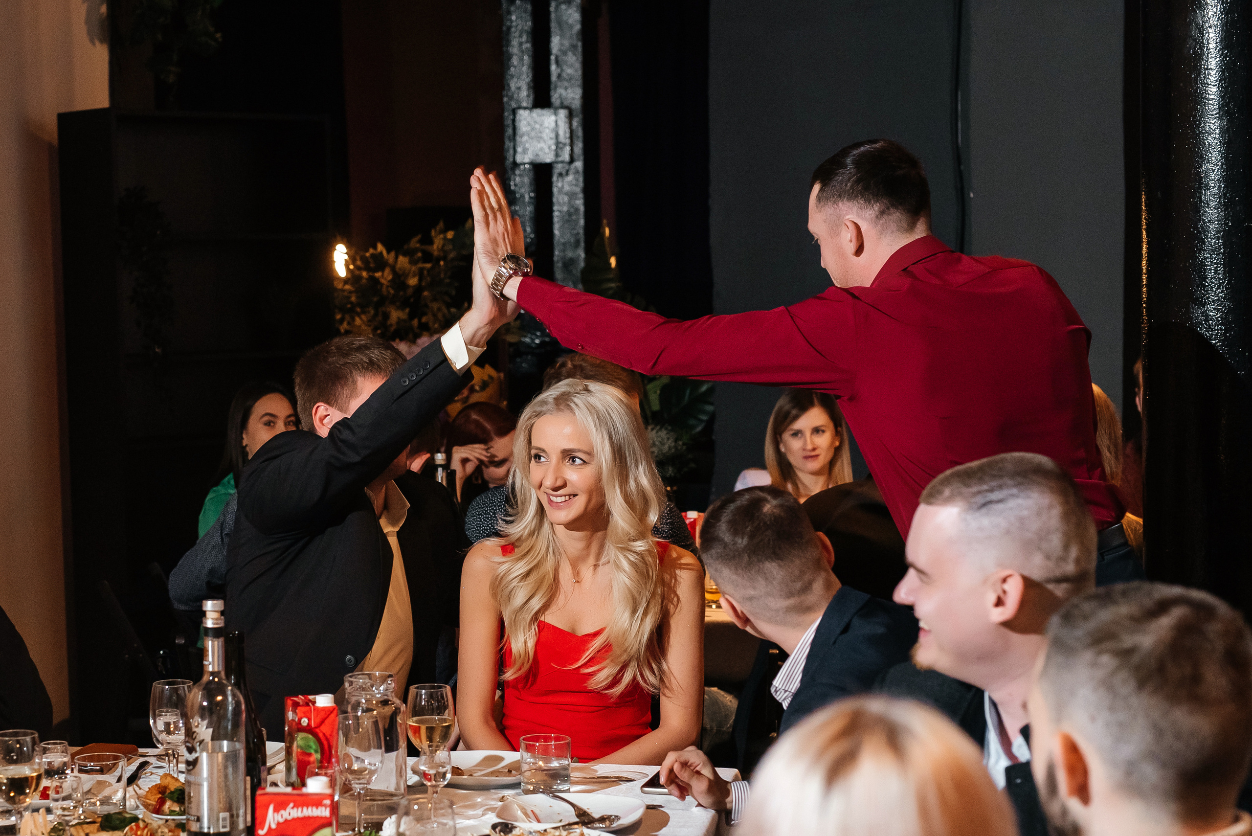 Свадебный банкет в «Фактуре». Свадебный фотограф Елена Рякина