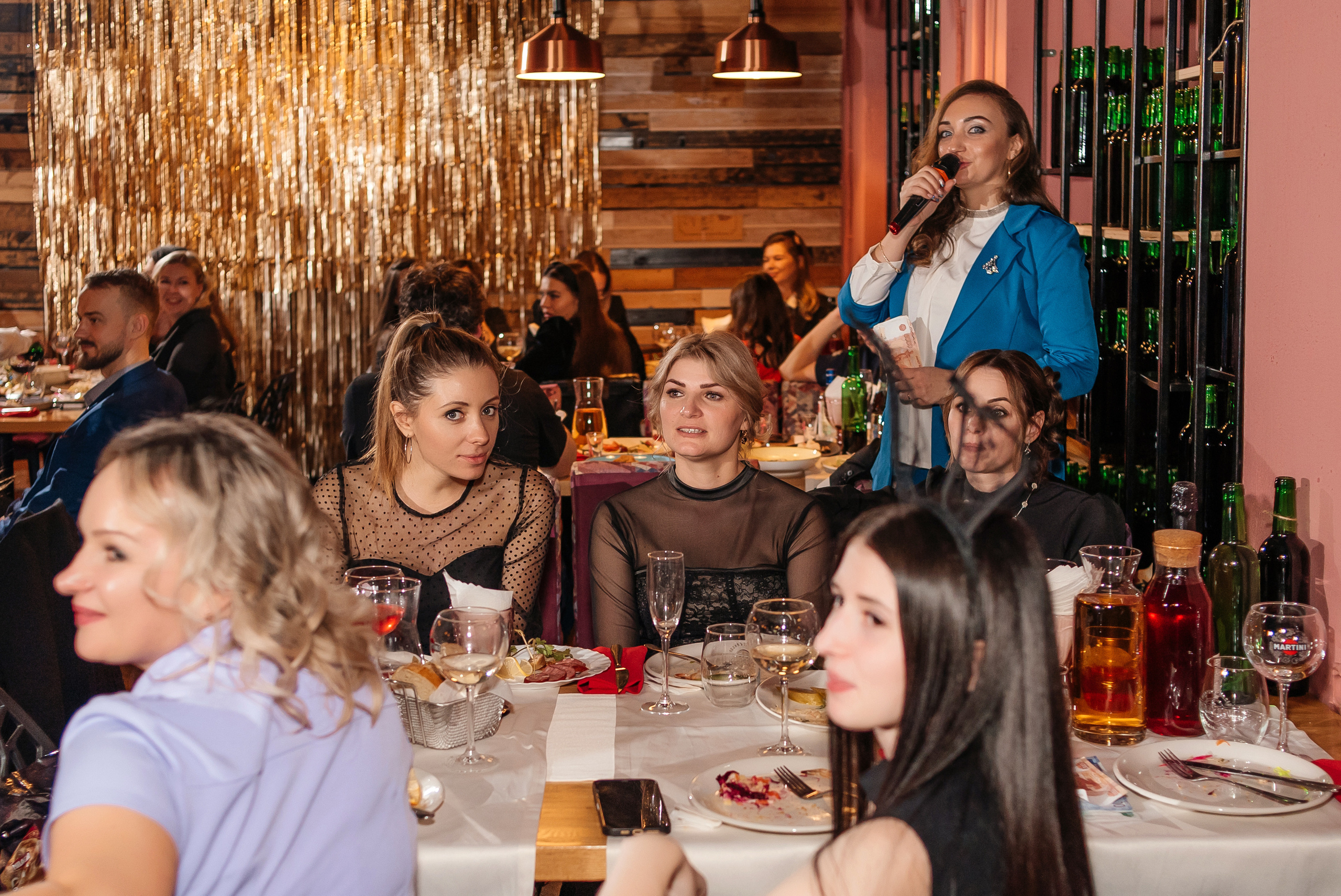 Корпоратив в кафе «Хохлома». Свадебный фотограф Елена Рякина