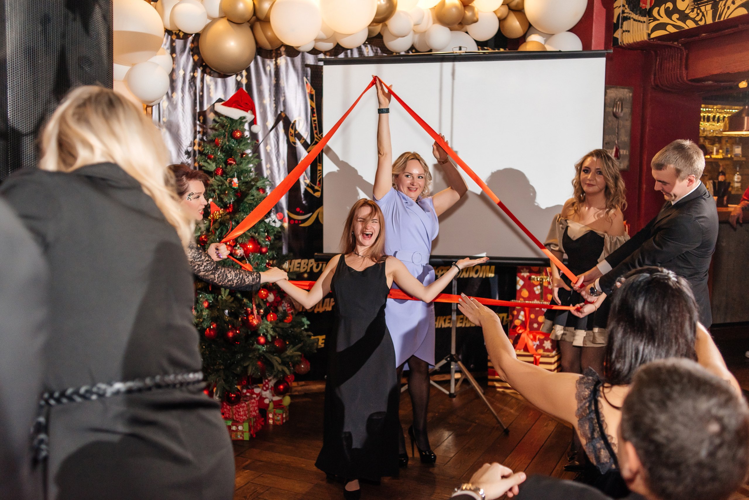 Корпоратив в кафе «Хохлома». Свадебный фотограф Елена Рякина