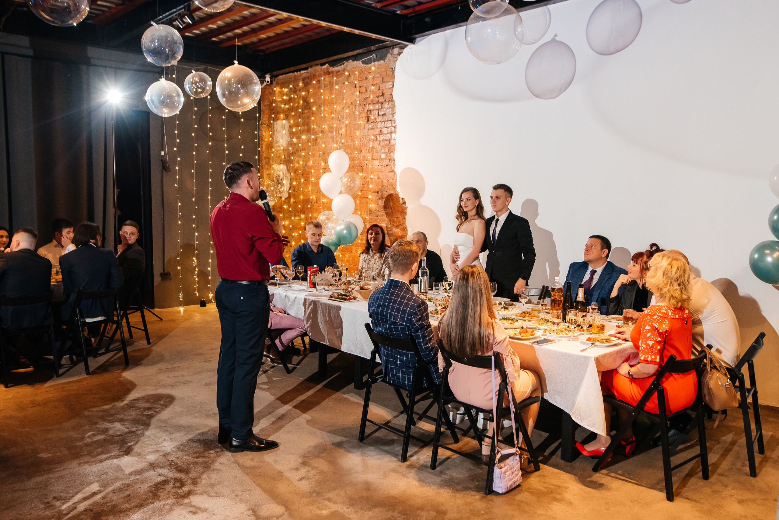 Свадебный банкет в «Фактуре». Свадебный фотограф Елена Рякина