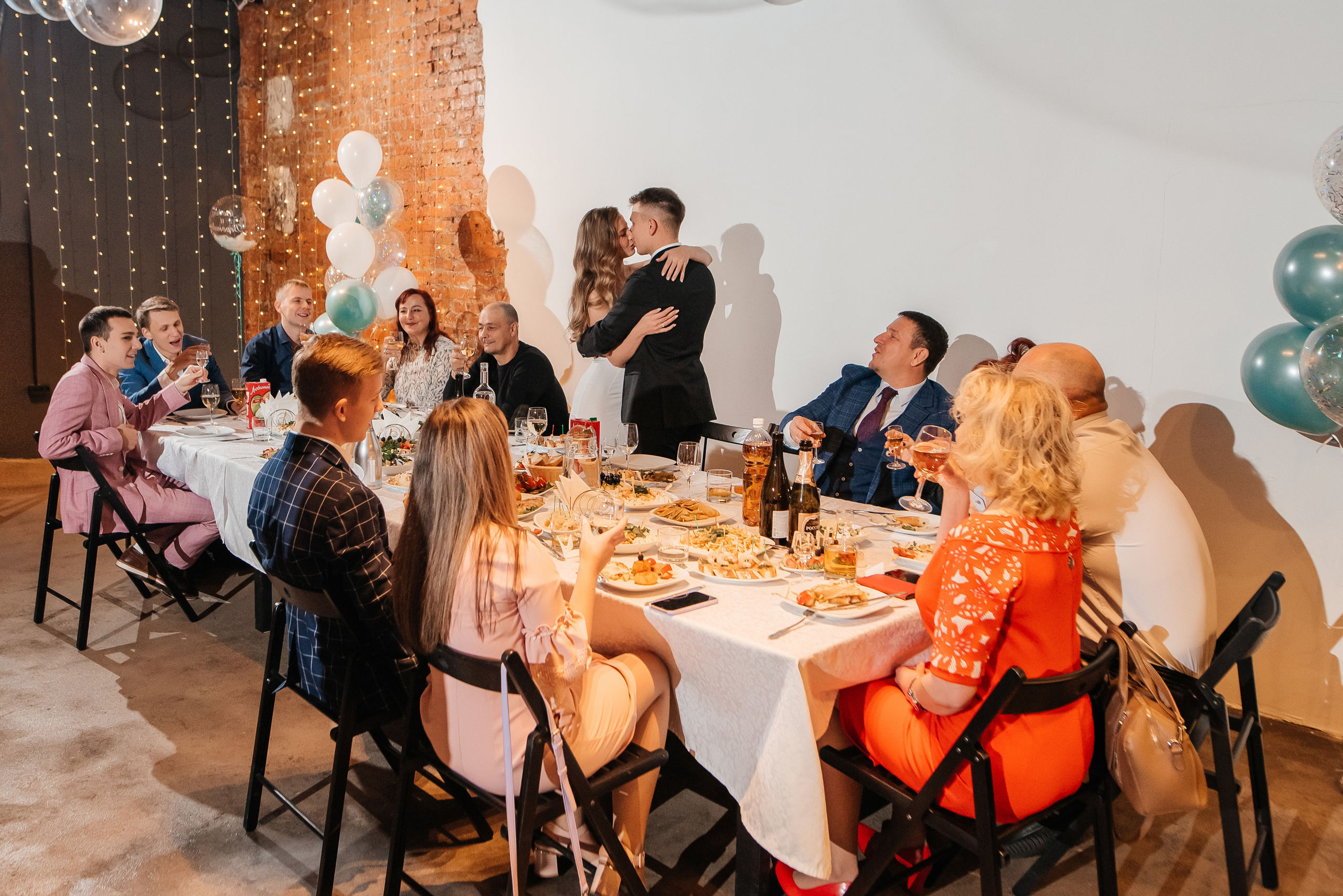 Свадебный банкет в «Фактуре». Свадебный фотограф Елена Рякина