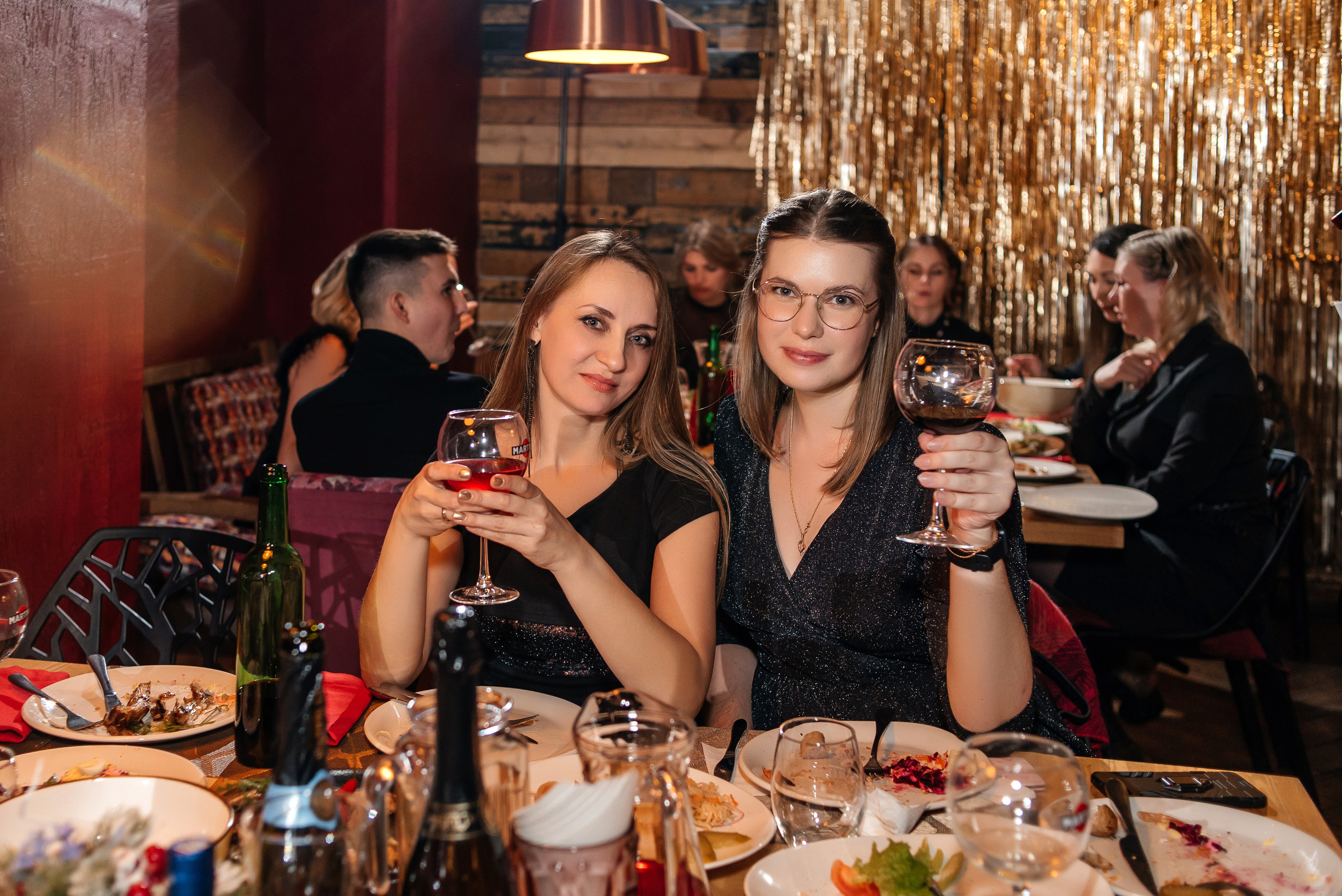 Корпоратив в кафе «Хохлома». Свадебный фотограф Елена Рякина